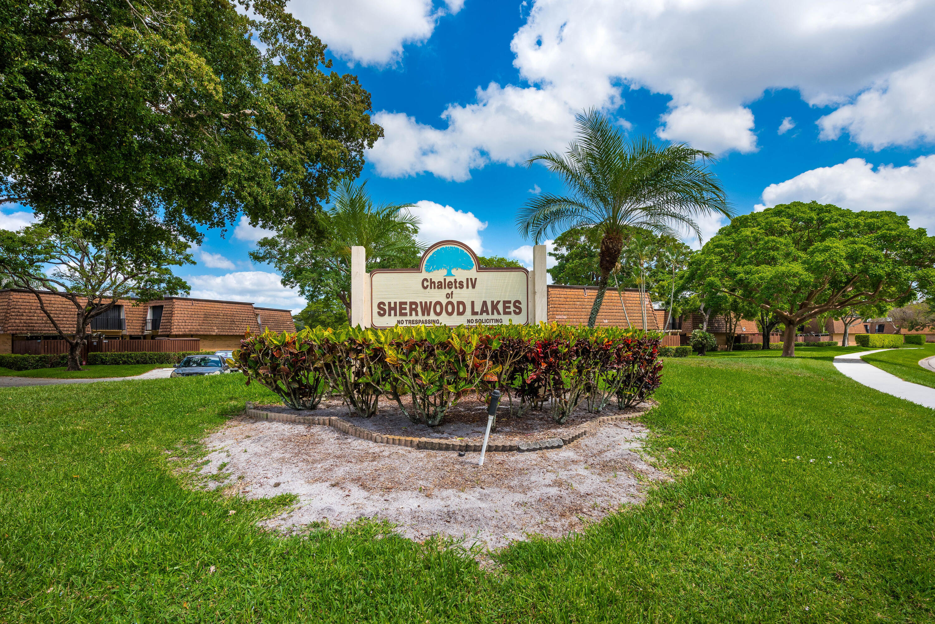 Foto de propiedad en 2205 22nd Lane, Greenacres, FL 33463 Greenacres con MLS# 