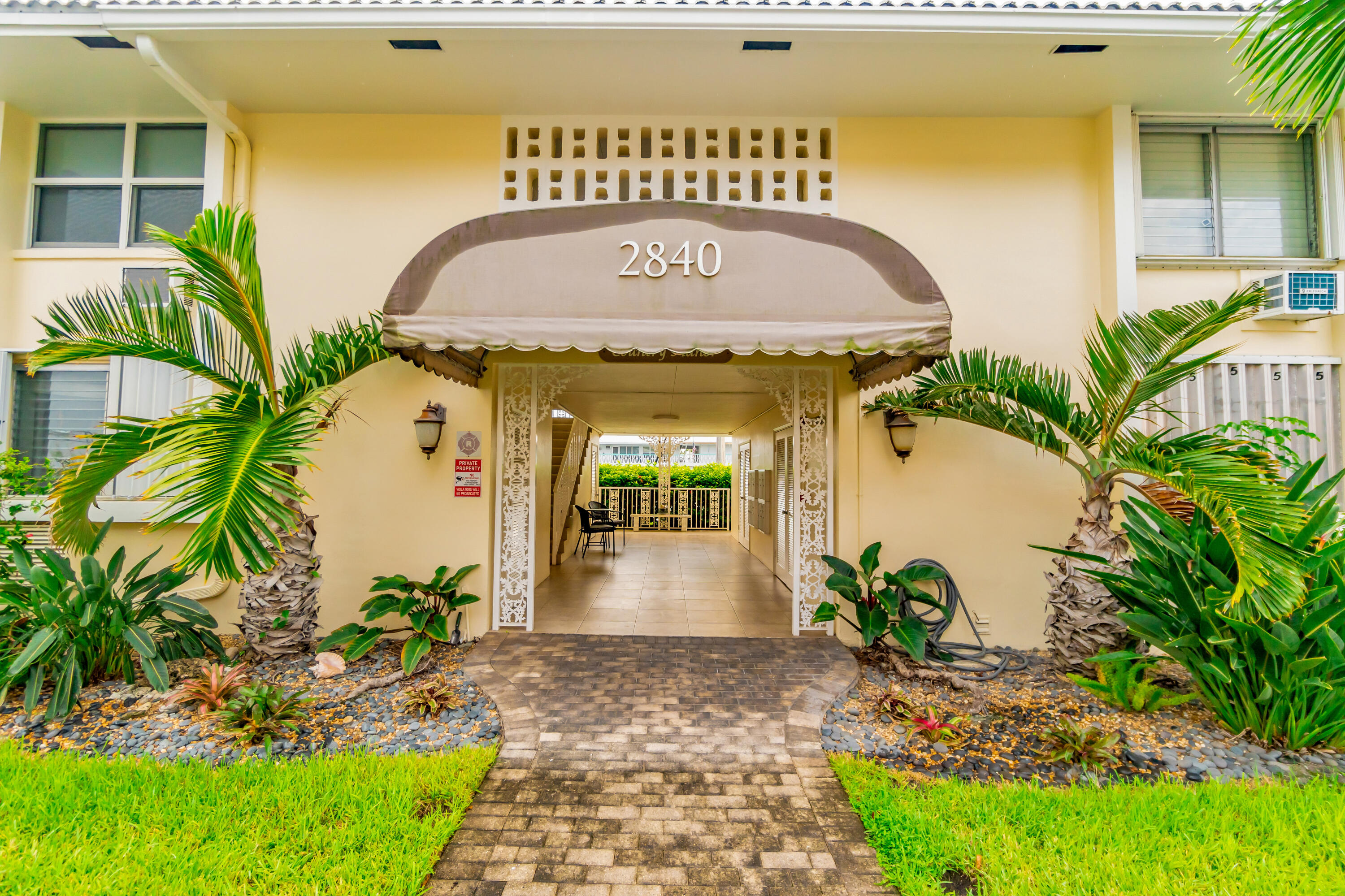 Foto de propiedad en 2840 NE 33RD Court 2, Fort Lauderdale, FL 33306 Fort Lauderdale con MLS# 