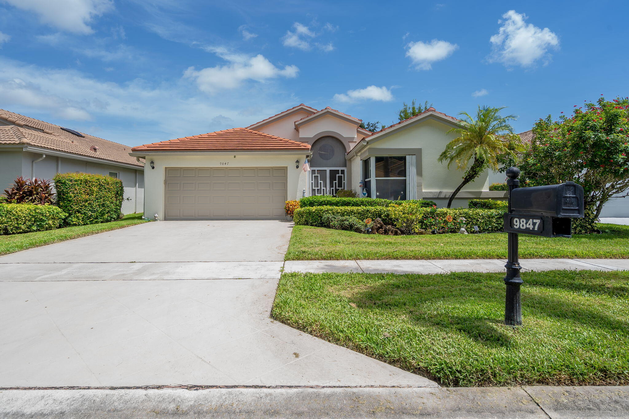 Foto de propiedad en 9847 Harbour Lake Circle, Boynton Beach, FL 33437 Boynton Beach con MLS# 