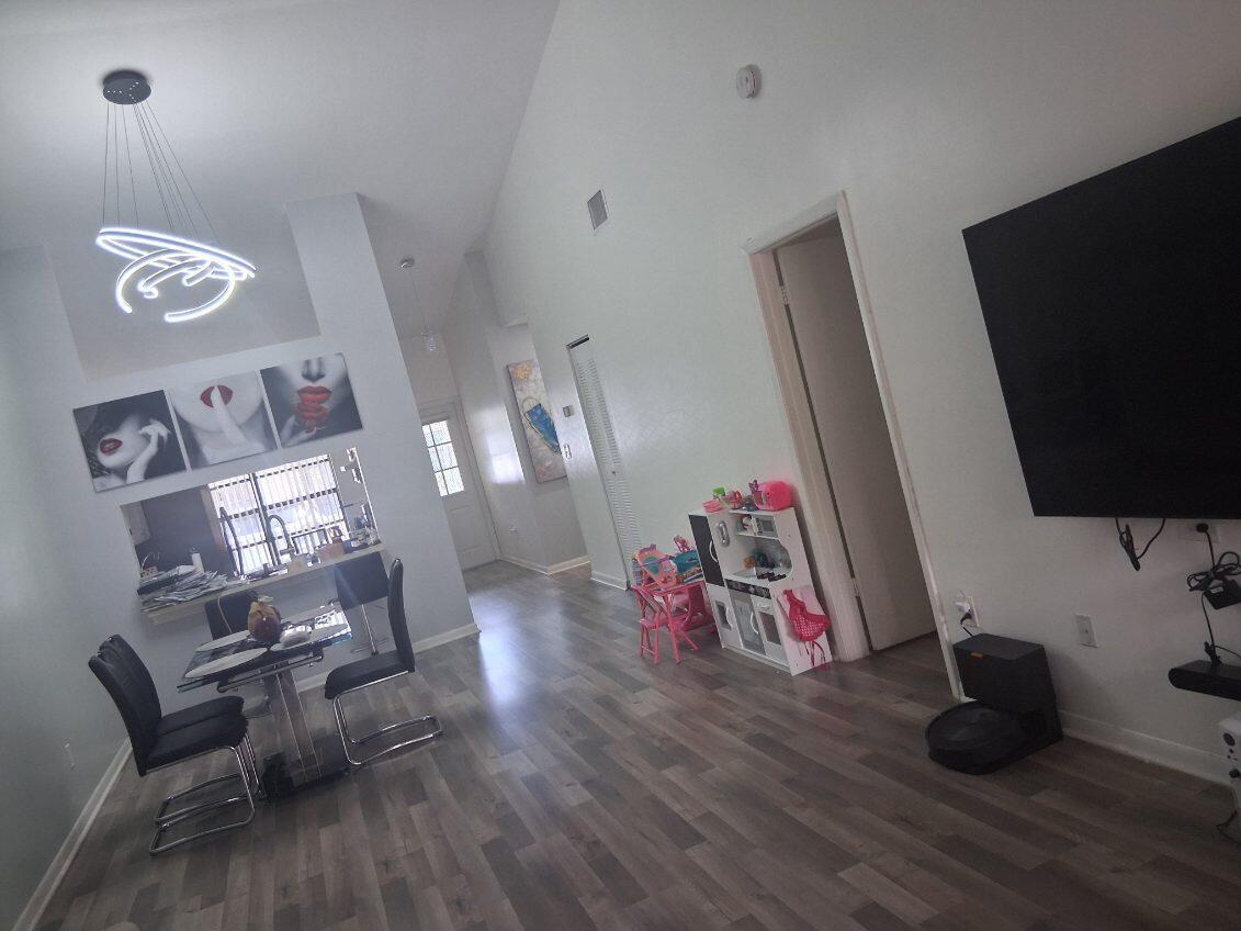 En Renta 1200 PARKSIDE GREEN Drive E, Greenacres, FL 33415, Greenacres, FL 33415