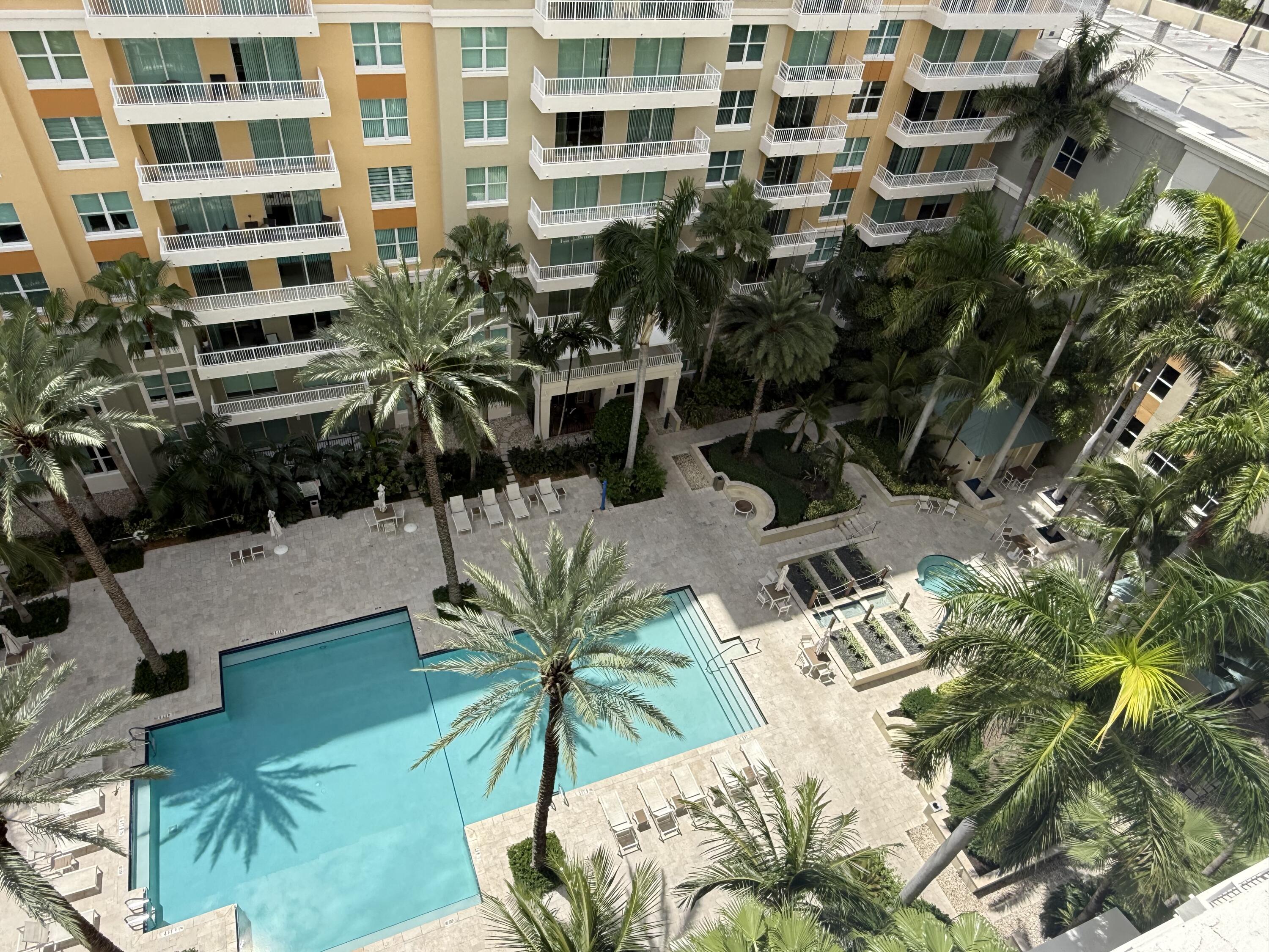 Foto de propiedad en 700 E BOYNTON BEACH Boulevard 1103, Boynton Beach, FL 33435 Boynton Beach con MLS# 