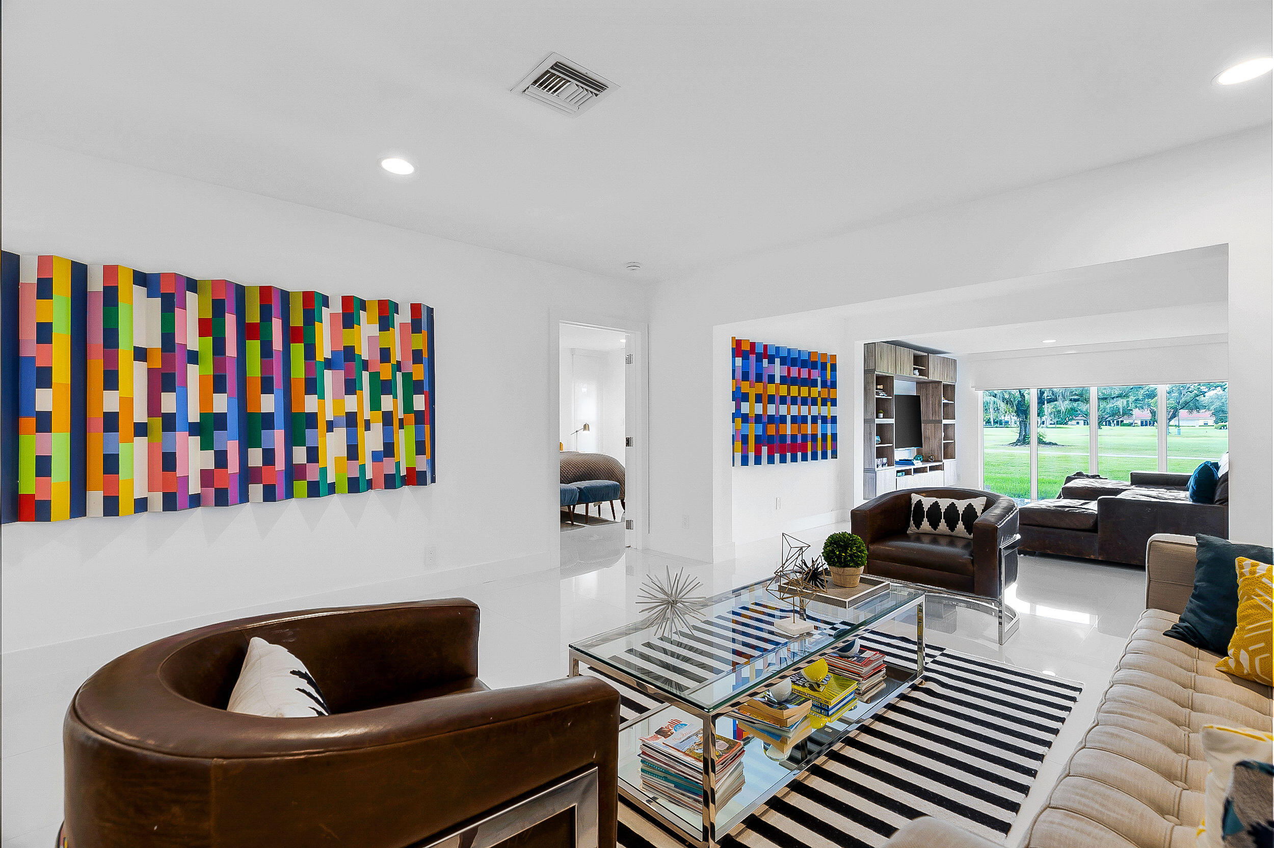 Foto de propiedad en 3759 Oaks Clubhouse Drive P7, Pompano Beach, FL 33069 Pompano Beach con MLS# 
