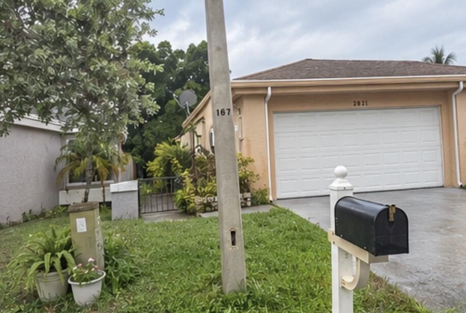 Foto de propiedad en 2021 NW 35TH Terrace, Coconut Creek, FL 33066 Coconut Creek con MLS# 