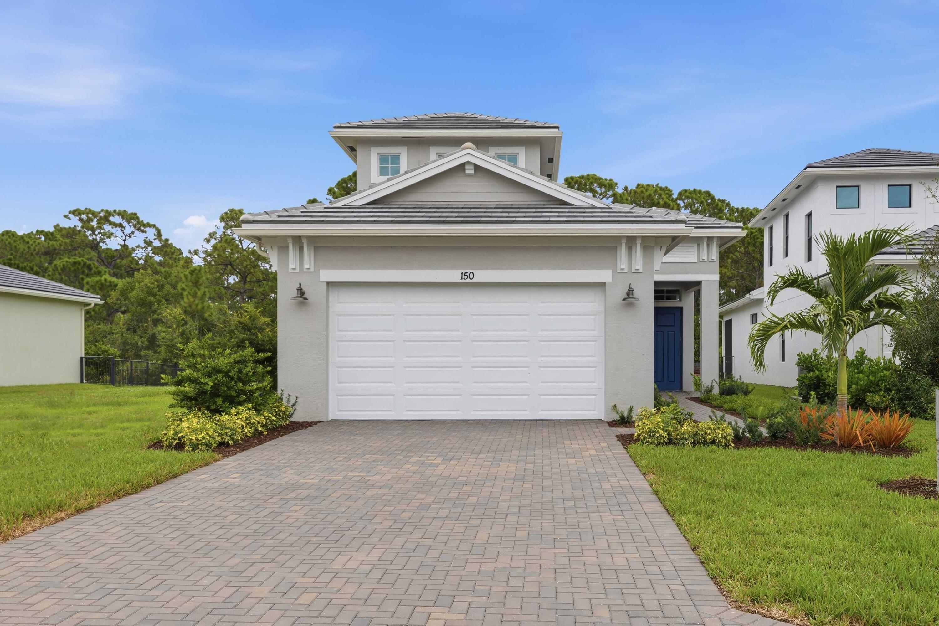 Foto de propiedad en 150 SE Cortile Arno, Port St. Lucie, FL 34952 Port St. Lucie con MLS# 