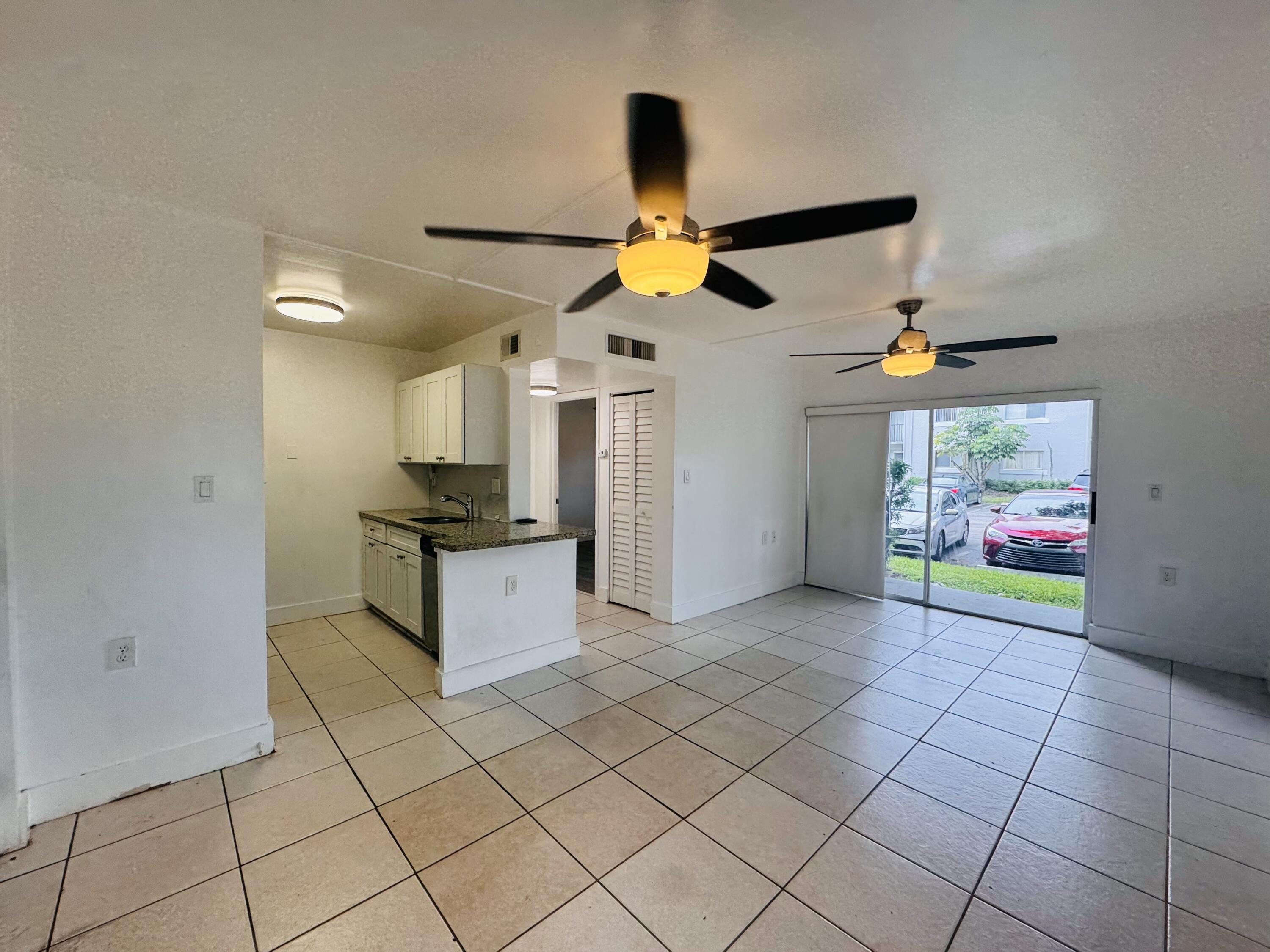 En Renta 1080 N BENOIST FARMS Road 108, West Palm Beach, FL 33411, West Palm Beach, FL 33411