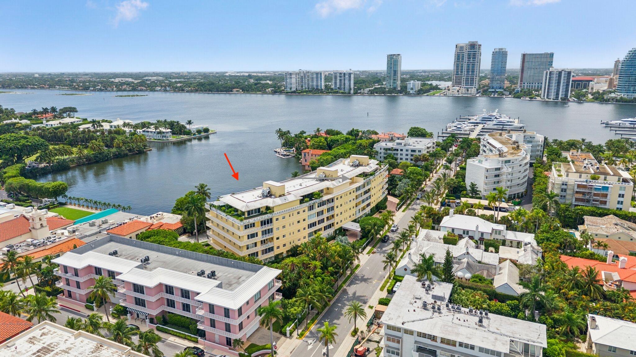 Foto de propiedad en 425 WORTH Avenue 2F, Palm Beach, FL 33480 Palm Beach con MLS# 