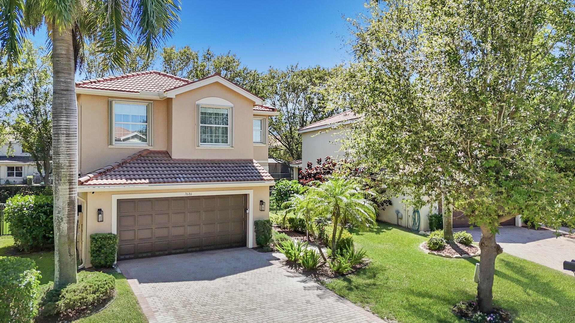 Foto de propiedad en 7686 CORKWOOD Avenue, Boynton Beach, FL 33437 Boynton Beach con MLS# 