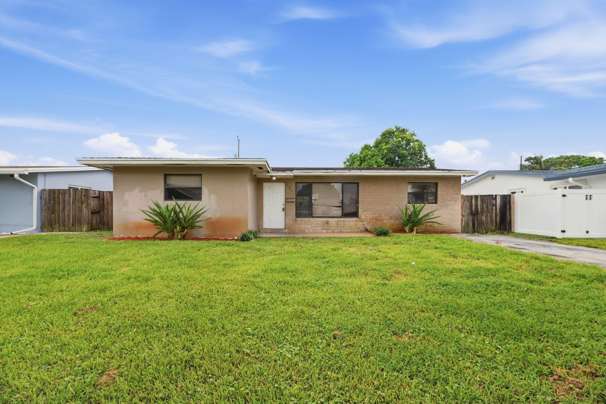En Venta 6540 GRANT Court, Hollywood, FL 33024, Hollywood, FL 33024