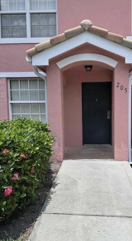 En Venta 162 SW Peacock Boulevard 205, Port St. Lucie, FL 34986, Port St. Lucie, FL 34986