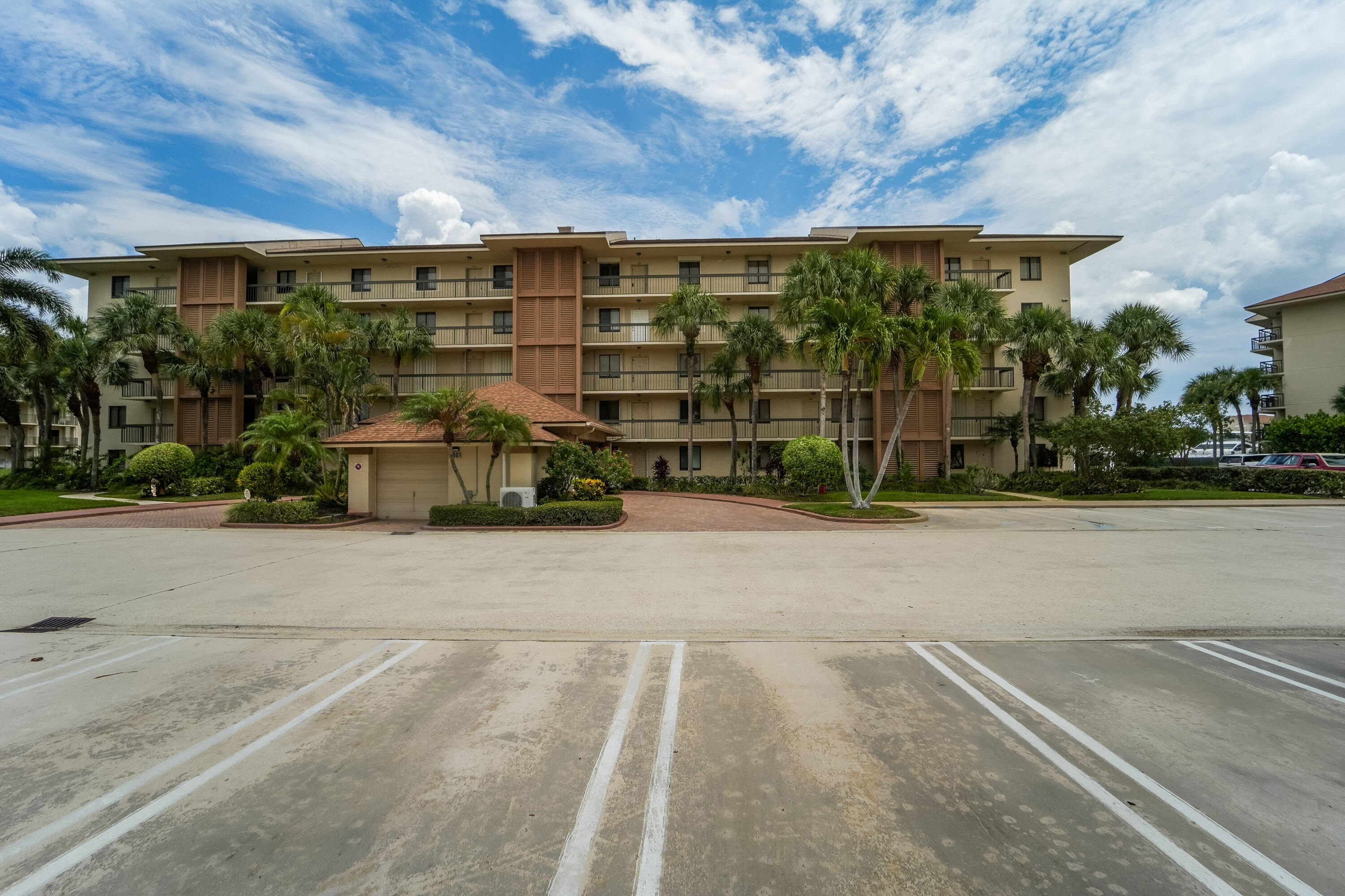 En Renta 2601 MARINA ISLE Way 204, Jupiter, FL 33477, Jupiter, FL 33477