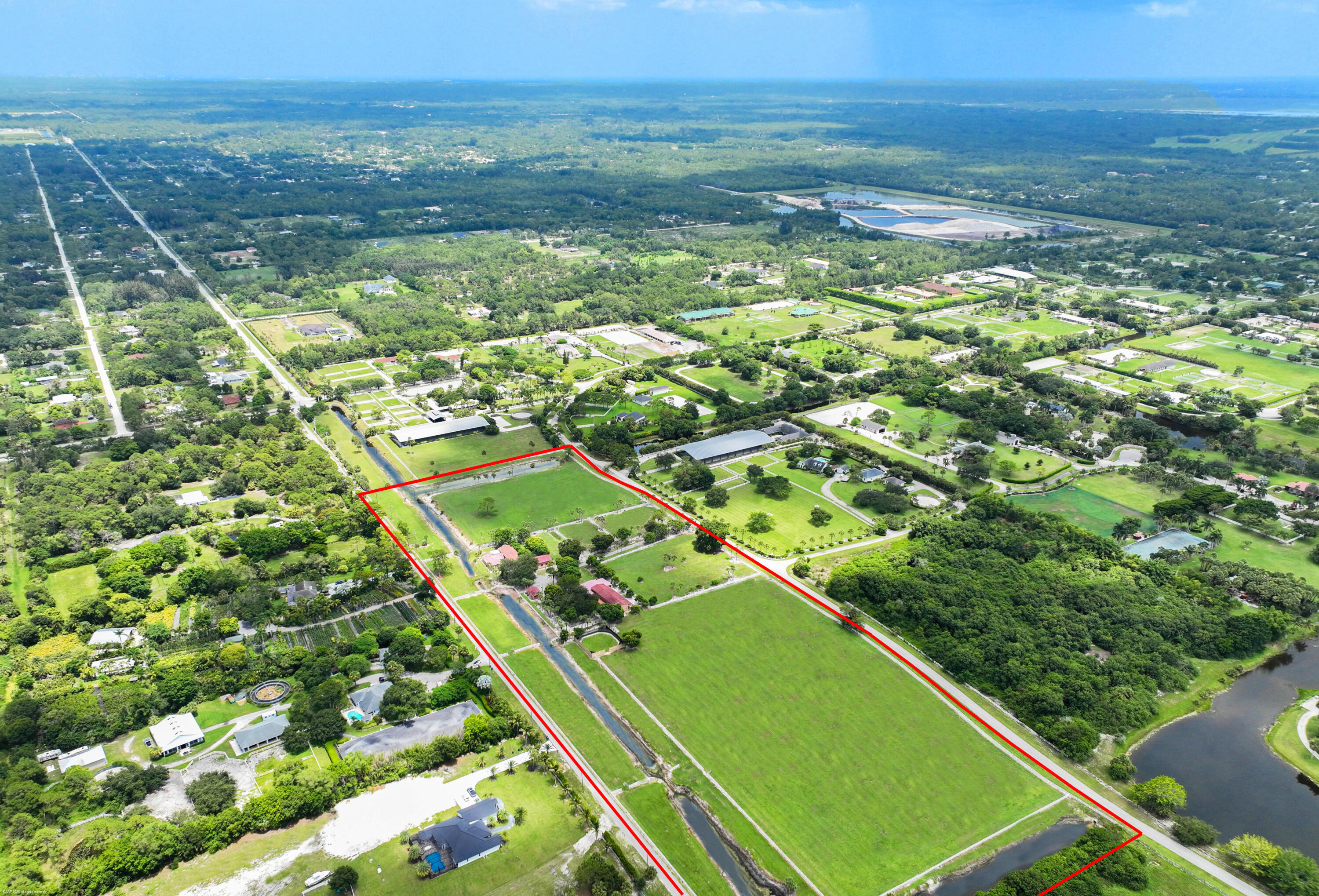 Foto de propiedad en 3516 Hanover Circle, Loxahatchee, FL 33470 Loxahatchee con MLS# 