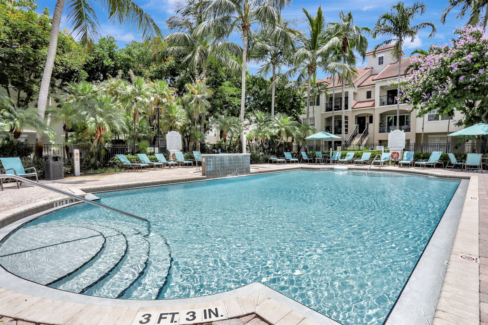 Foto de propiedad en 5880 W SAMPLE Road 206, Coral Springs, FL 33067 Coral Springs con MLS# 