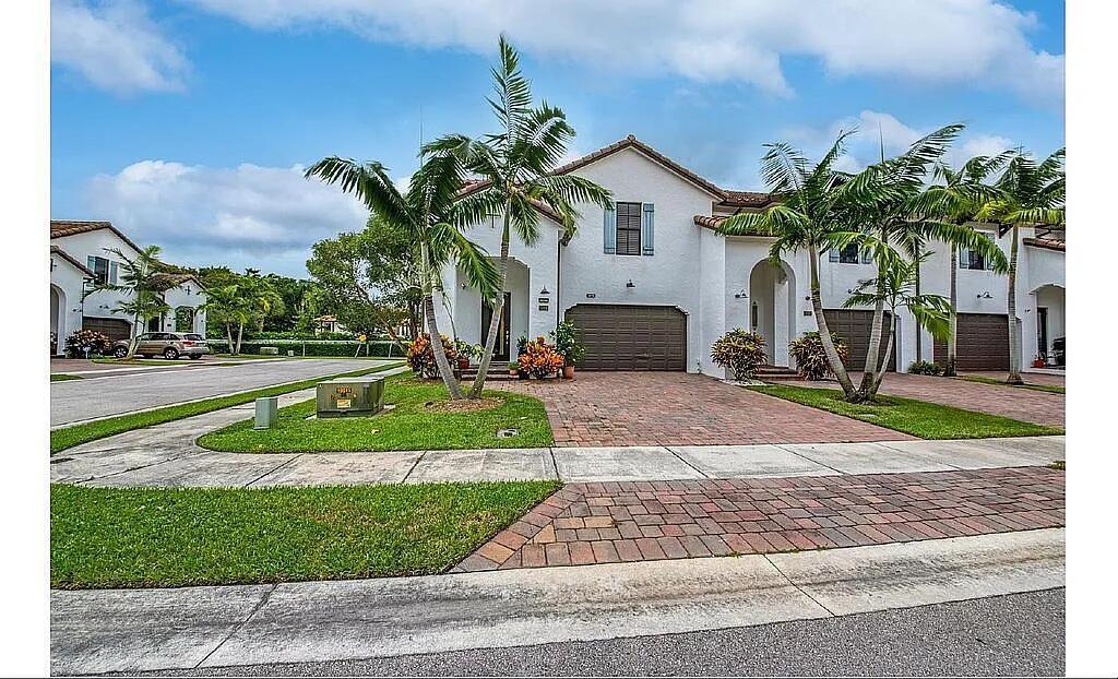 En Venta 3199 Santa Catalina Place, Greenacres, FL 33467, Greenacres, FL 33467