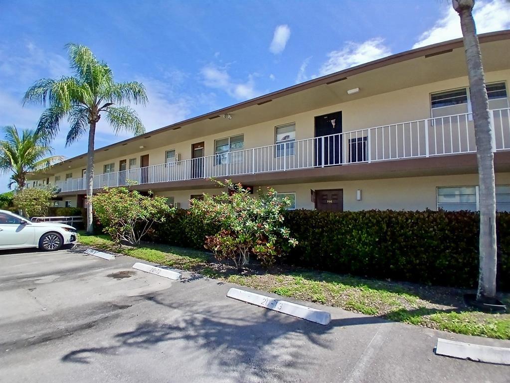 En Venta 7400 NW 5TH Place 105, Margate, FL 33063, Margate, FL 33063