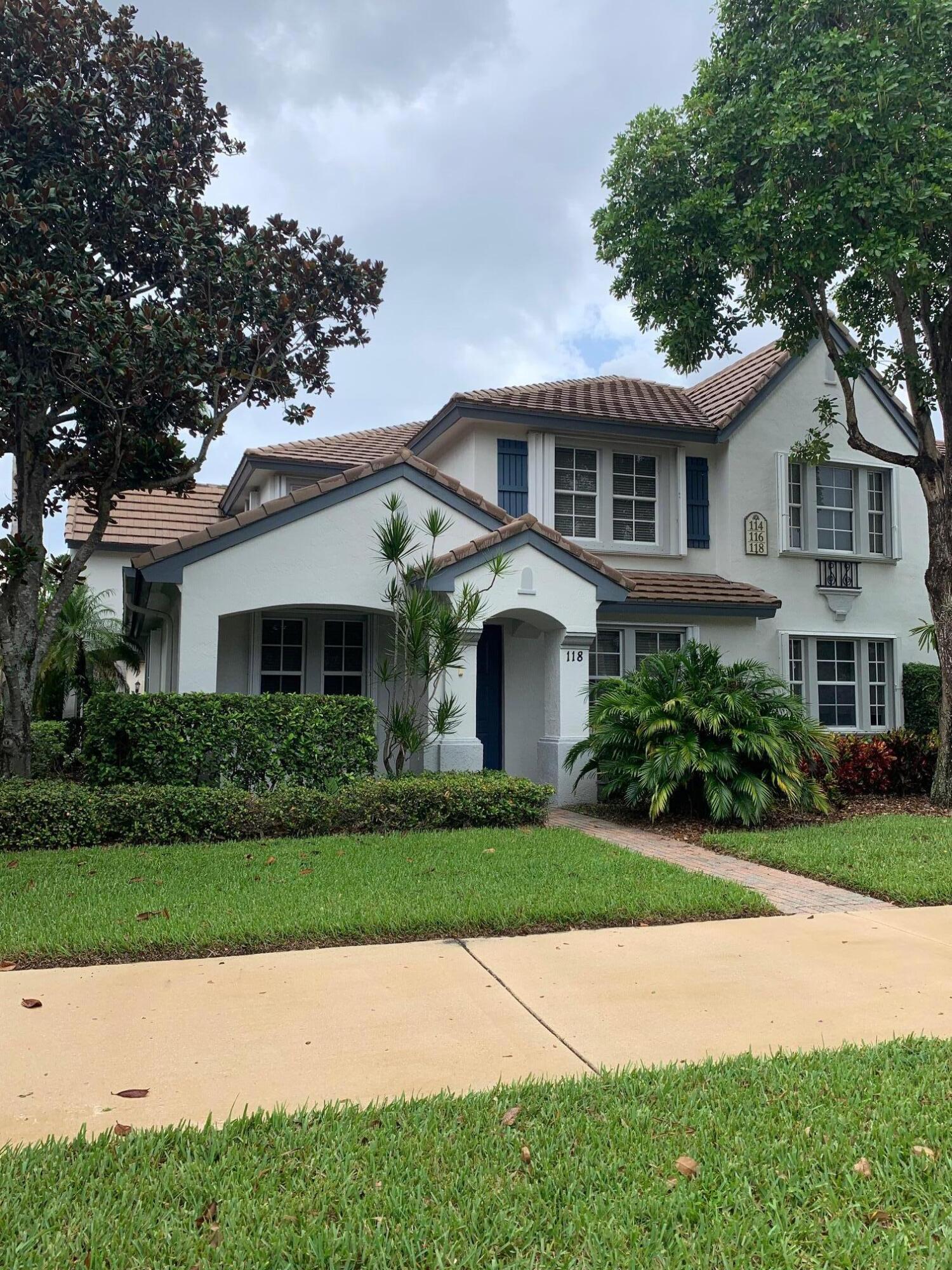 Foto de propiedad en 118 EVERGRENE Parkway, Palm Beach Gardens, FL 33410 Palm Beach Gardens con MLS# 