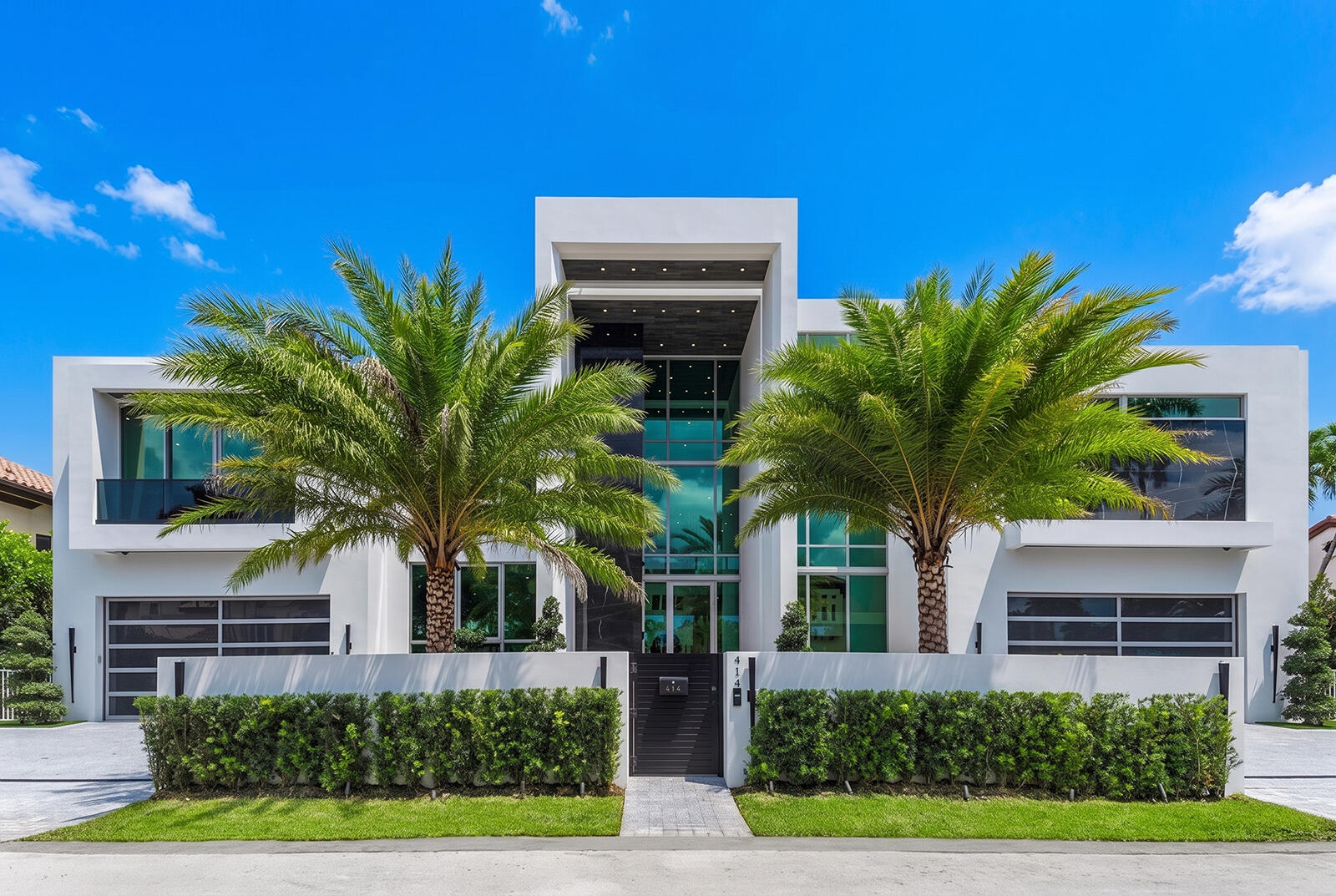 Foto de propiedad en 414 ROYAL PLAZA Drive, Fort Lauderdale, FL 33301 Fort Lauderdale con MLS# 