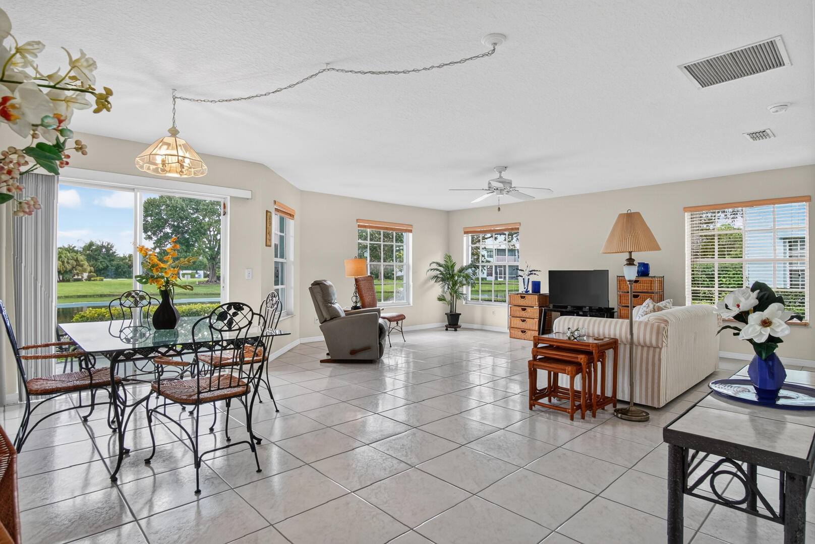 En Venta 1120 Swan Lake Circle 1402, Port St. Lucie, FL 34986, Port St. Lucie, FL 34986