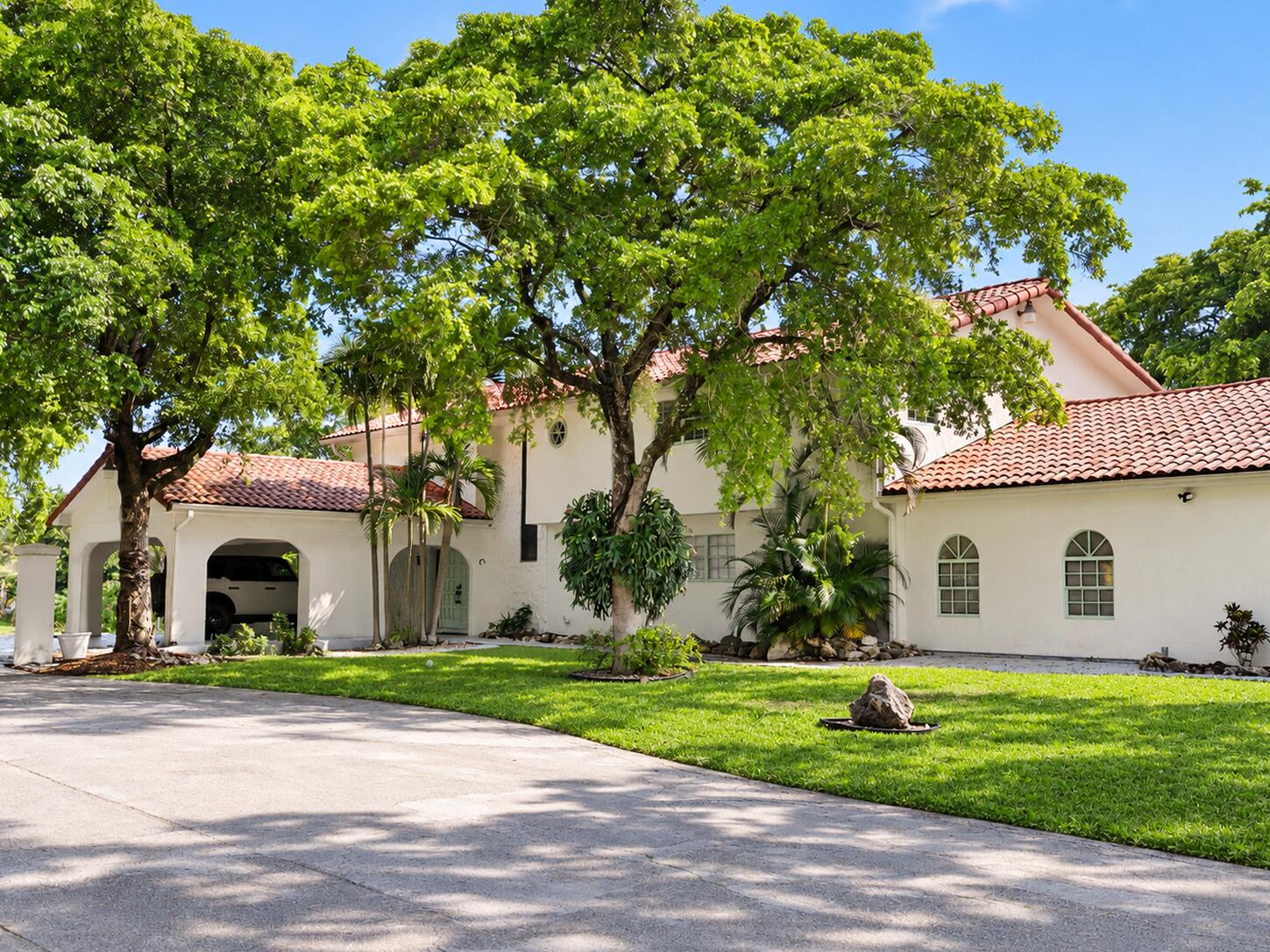 Foto de propiedad en 2614 Amherst Lane, Lake Worth Beach, FL 33460 Lake Worth Beach con MLS# 