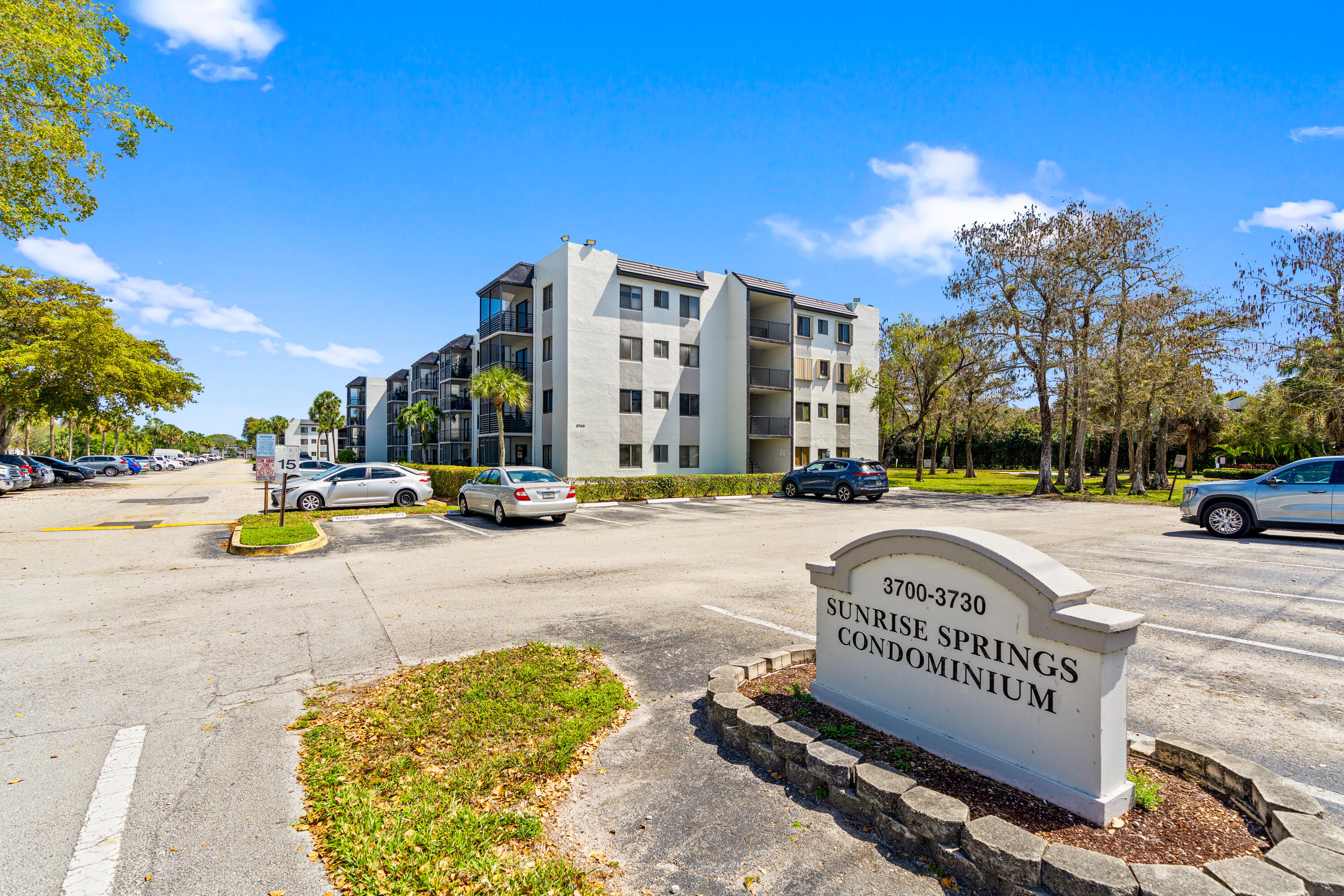 En Renta 3700 N Pine Island Road 310, Sunrise, FL 33351, Sunrise, FL 33351