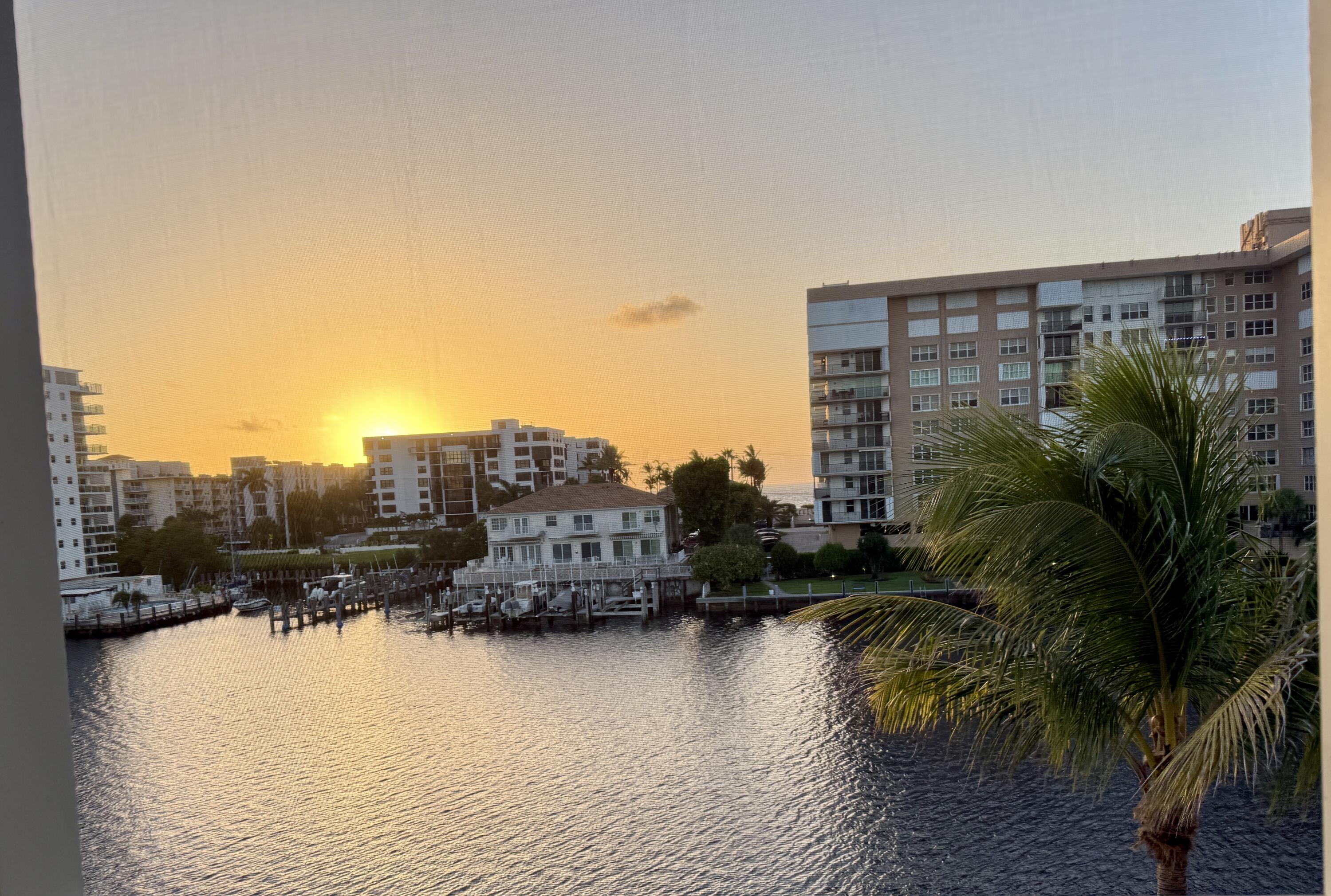 Foto de propiedad en 3180 NE 48TH Court 406, Lighthouse Point, FL 33064 Lighthouse Point con MLS# 