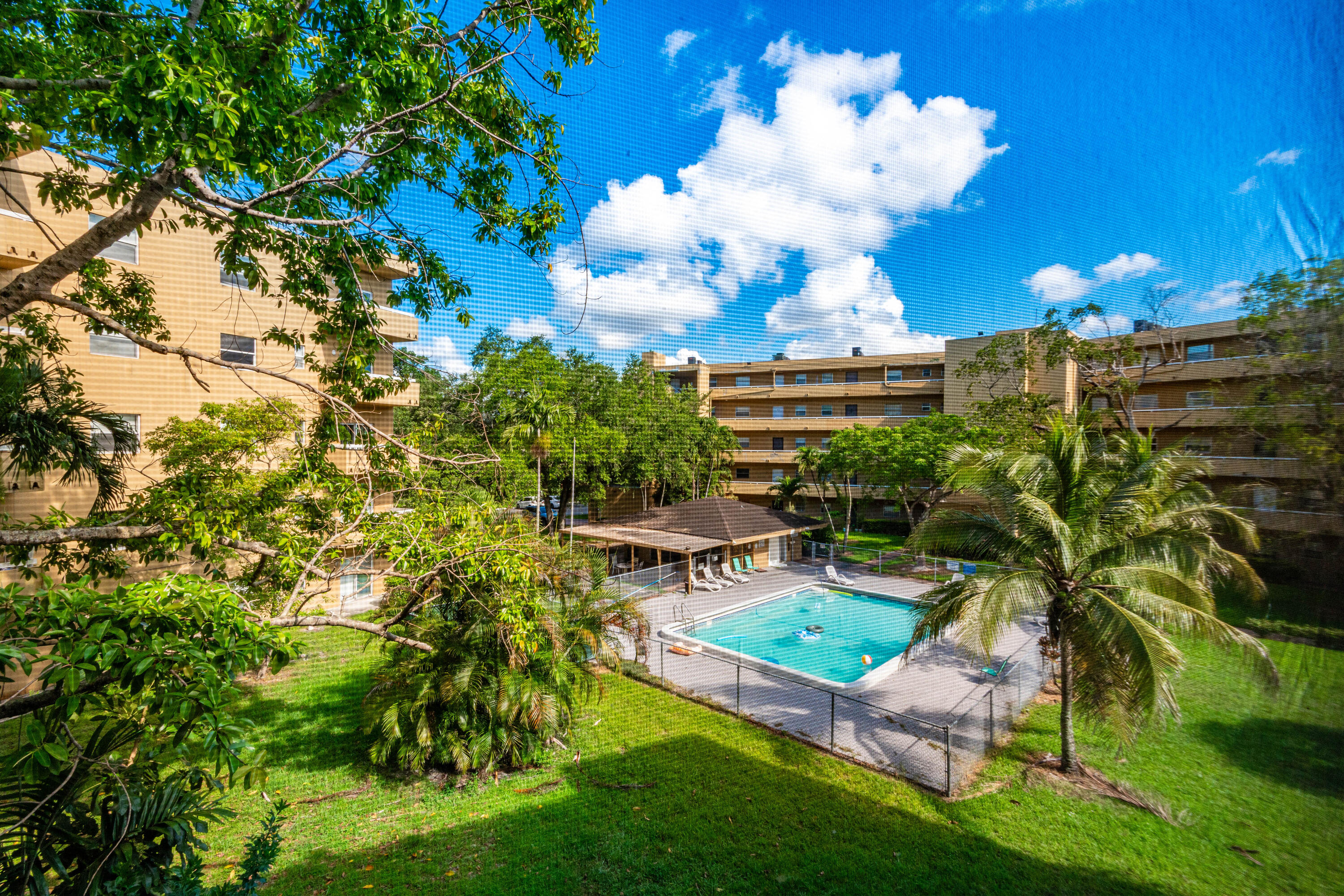 En Renta 4111 STIRLING Road 308, Hollywood, FL 33021, Hollywood, FL 33021