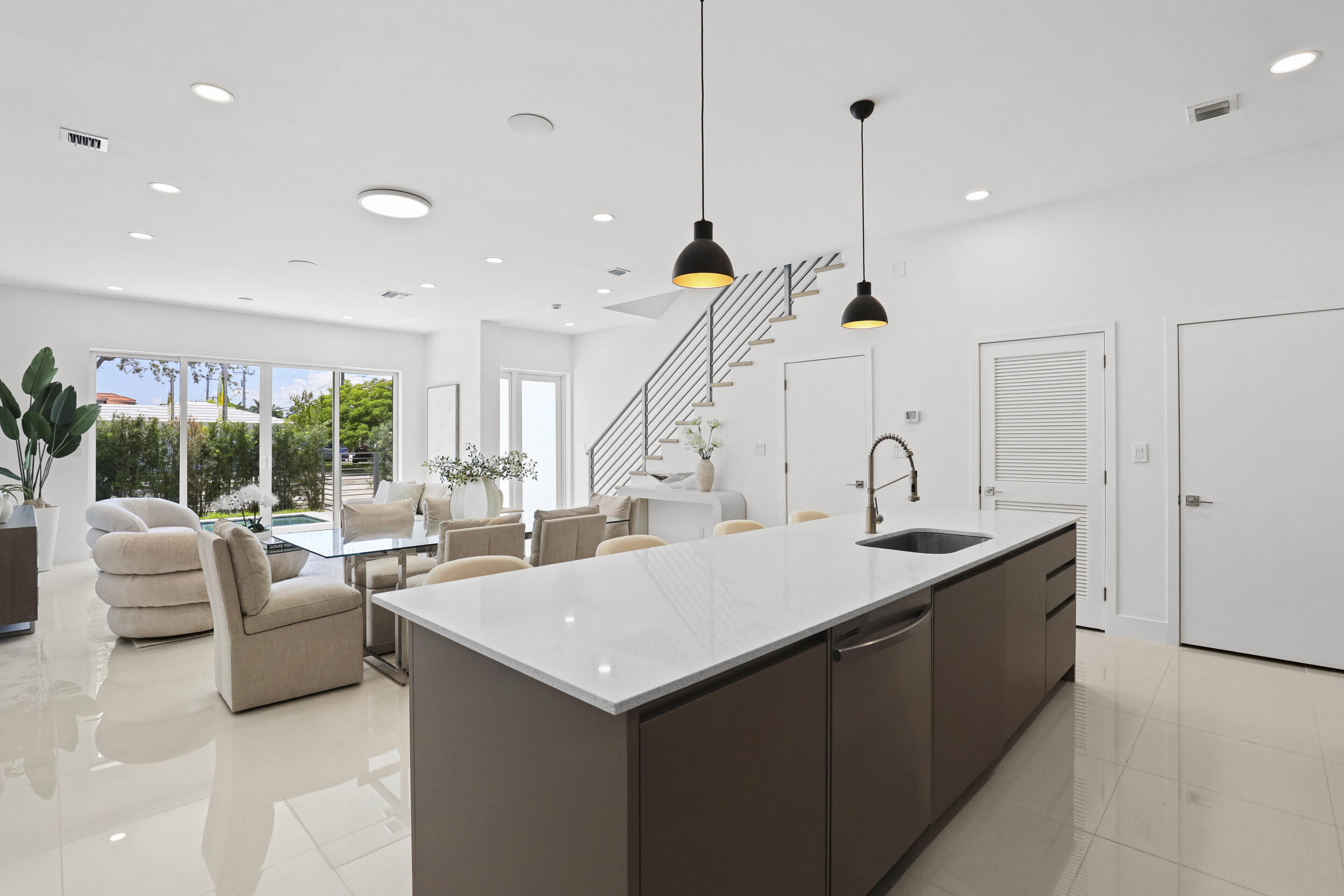 En Venta 1807 NE 13 Street 1807, Fort Lauderdale, FL 33304, Fort Lauderdale, FL 33304