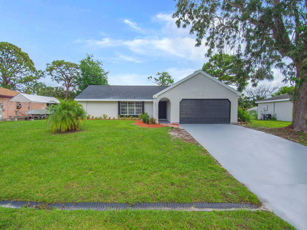 En Venta 374 SW Homeland Road, Port St. Lucie, FL 34953, Port St. Lucie, FL 34953