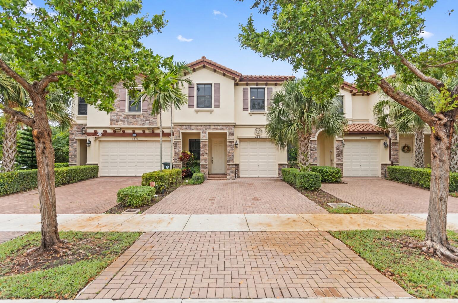En Venta 6943 BROADLAND Way, Coconut Creek, FL 33073, Coconut Creek, FL 33073
