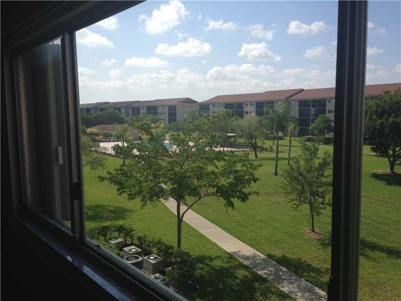 En Venta 12650 SW 15TH Street 313F, Pembroke Pines, FL 33027, Pembroke Pines, FL 33027