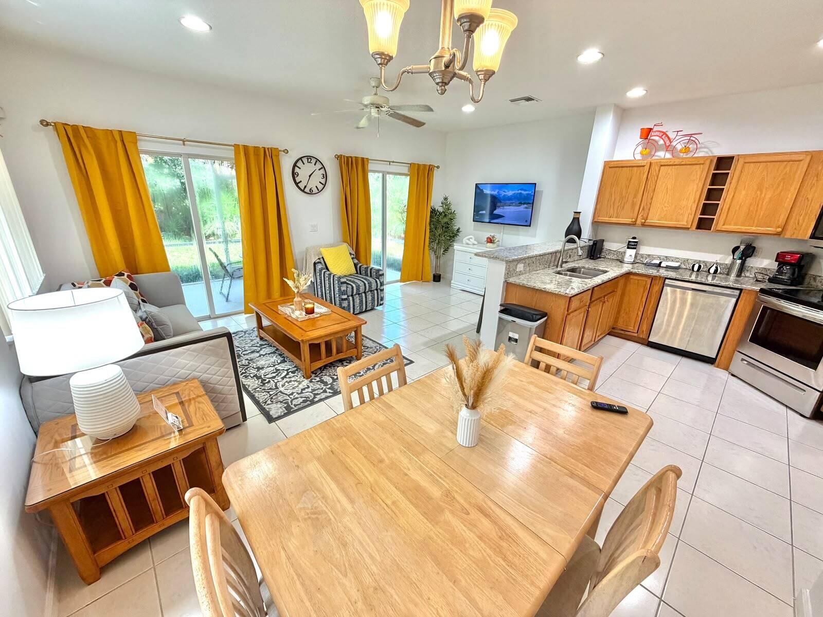 En Renta 8000 CARNOUSTIE Place side A, Port St. Lucie, FL 34986, Port St. Lucie, FL 34986