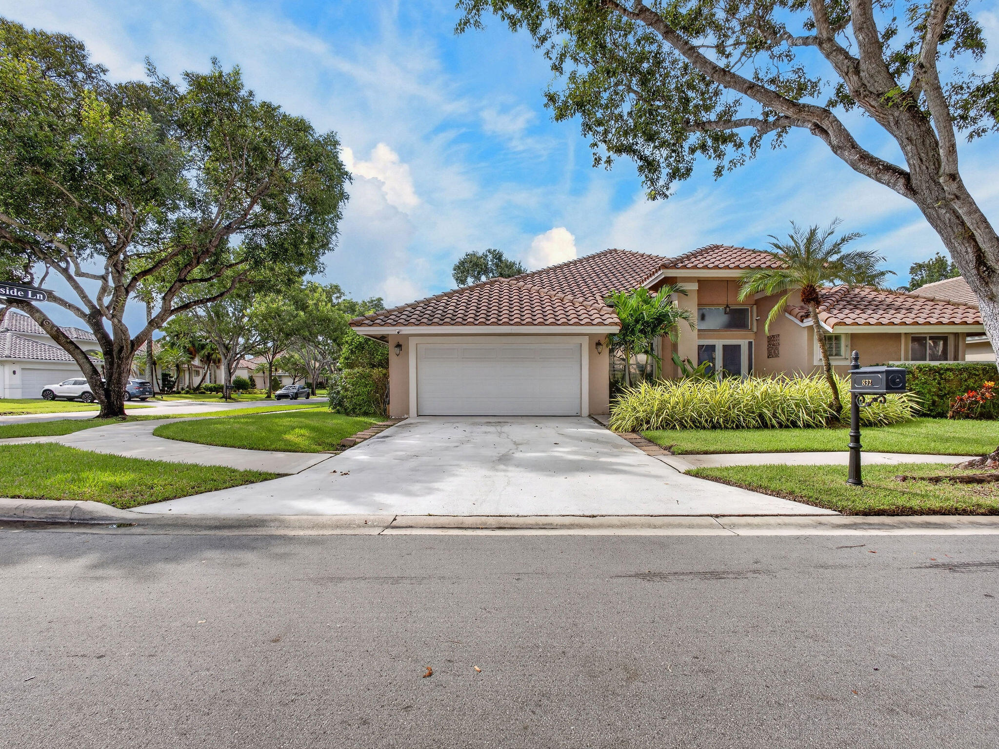 En Venta 832 WATERVIEW Drive, Weston, FL 33326, Weston, FL 33326