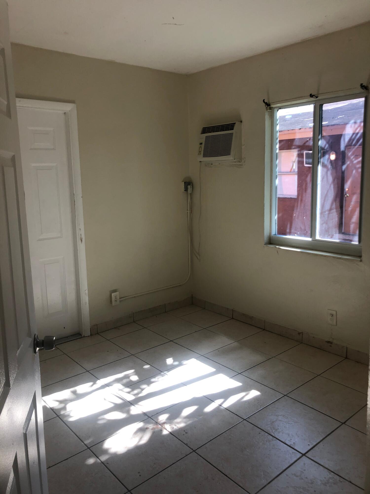 En Renta 829 NW 10TH Terrace 4, Fort Lauderdale, FL 33311, Fort Lauderdale, FL 33311