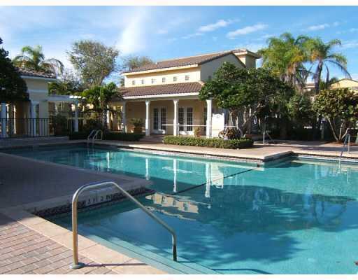 En Renta 1015 Lake Shore Drive 202, Lake Park, FL 33403, Lake Park, FL 33403