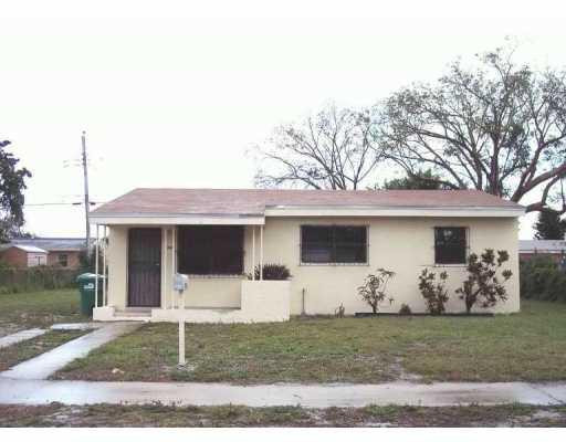 En Venta 2821 NW 171st Street, Miami Gardens, FL 33056, Miami Gardens, FL 33056