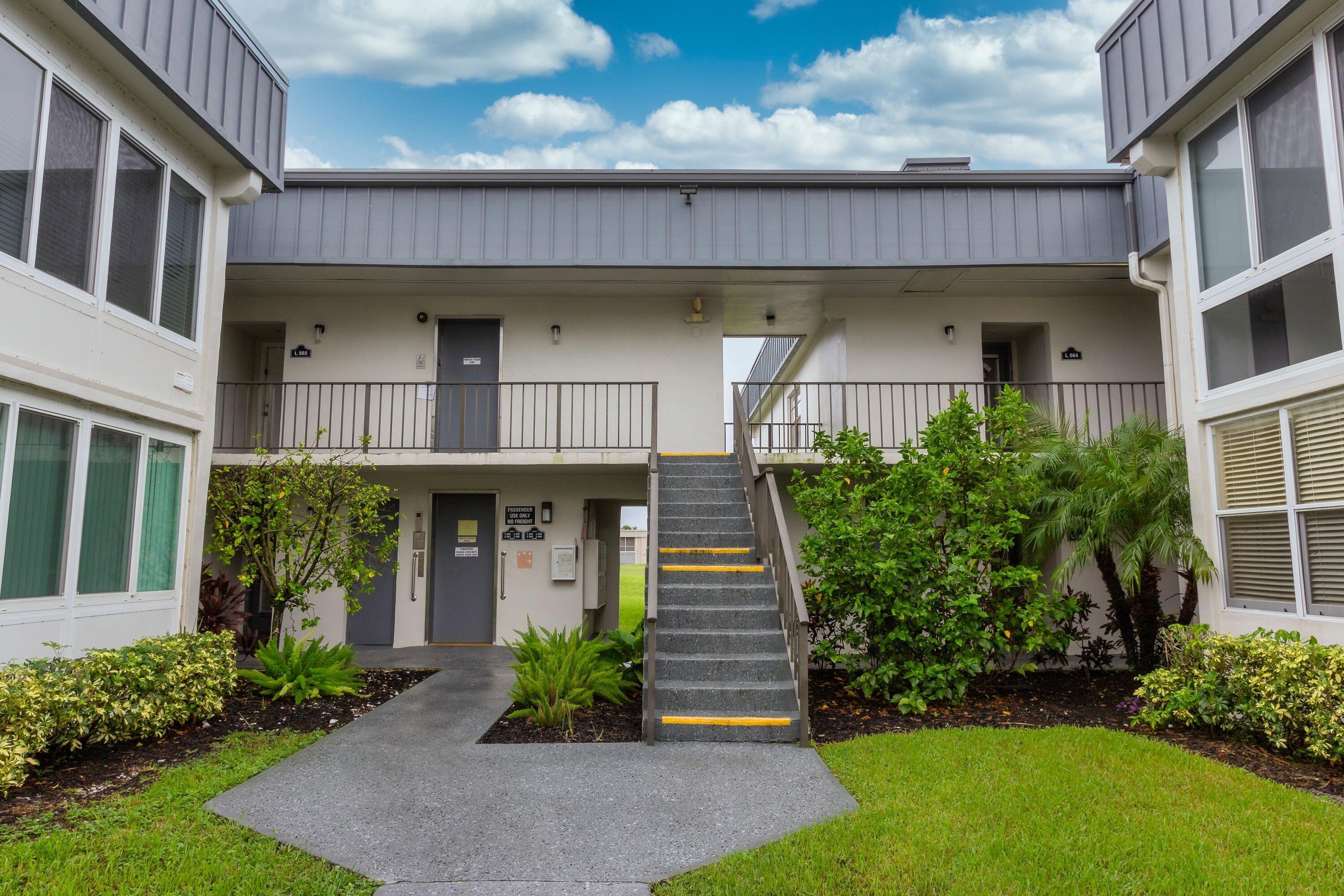Welcome home to 557 Piedmont L