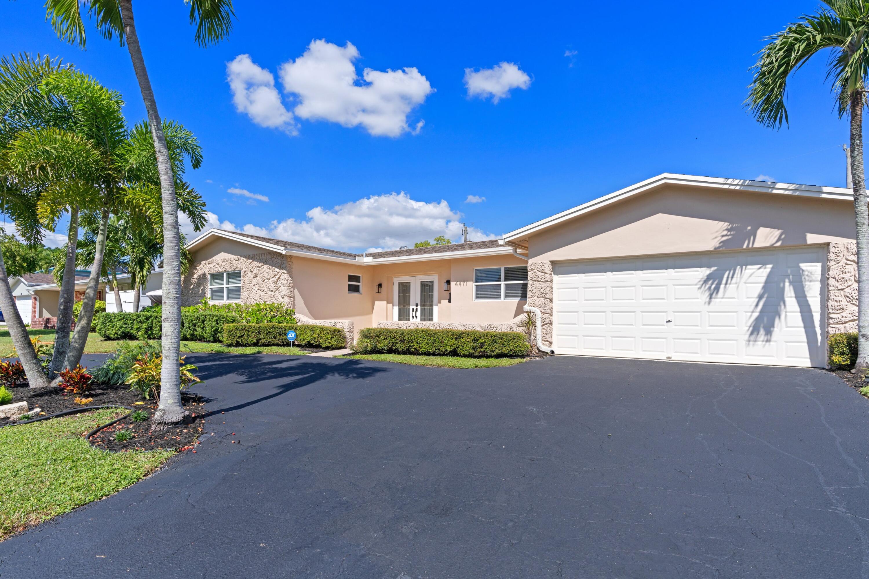 En Venta 4471 NW 6th Court, Coconut Creek, FL 33066, Coconut Creek, FL 33066