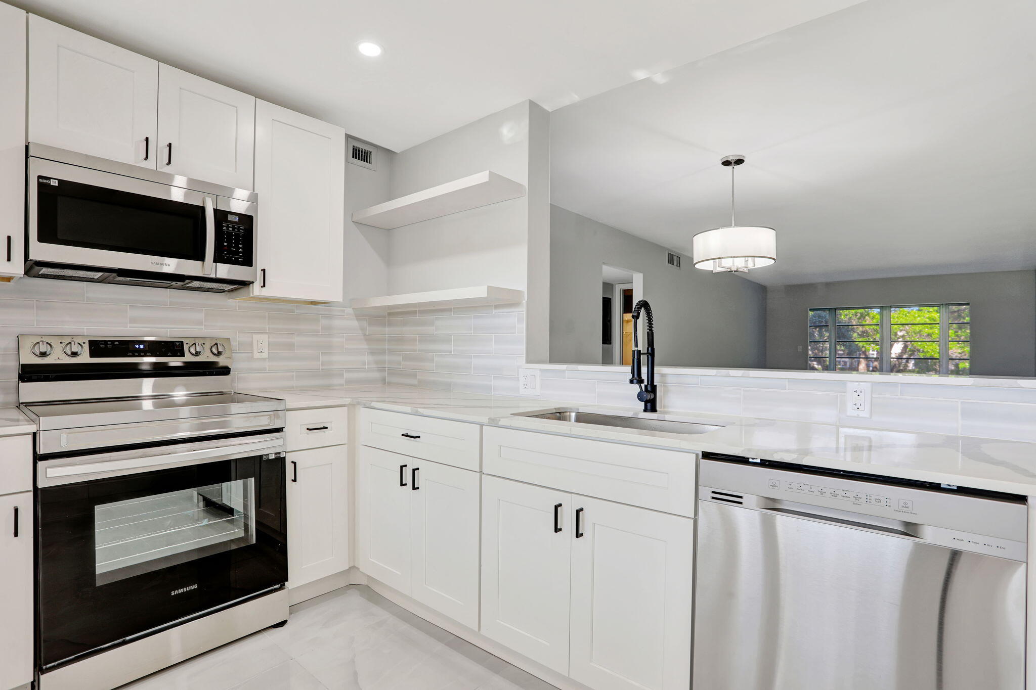En Renta 2202 LUCAYA Bend G2, Coconut Creek, FL 33066, Coconut Creek, FL 33066