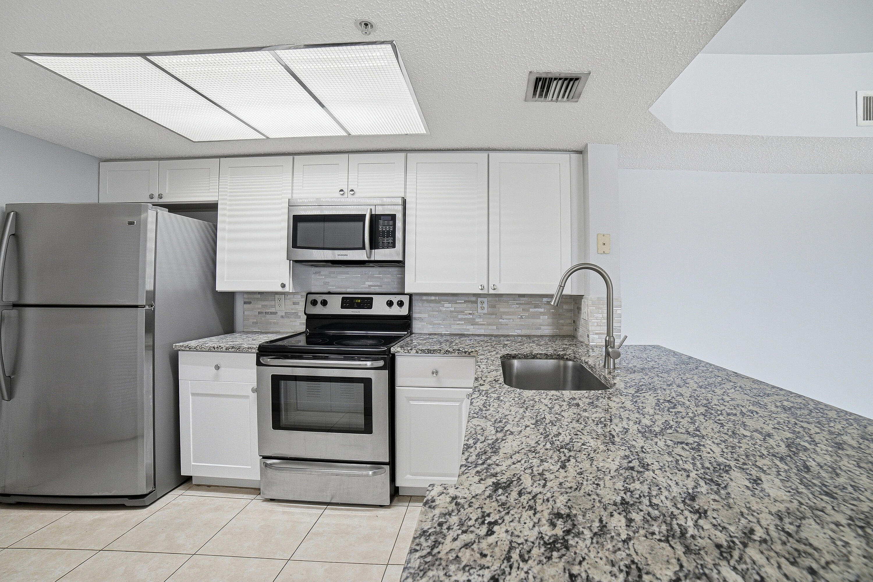 En Renta 5045 WILES Road 308, Coconut Creek, FL 33073, Coconut Creek, FL 33073