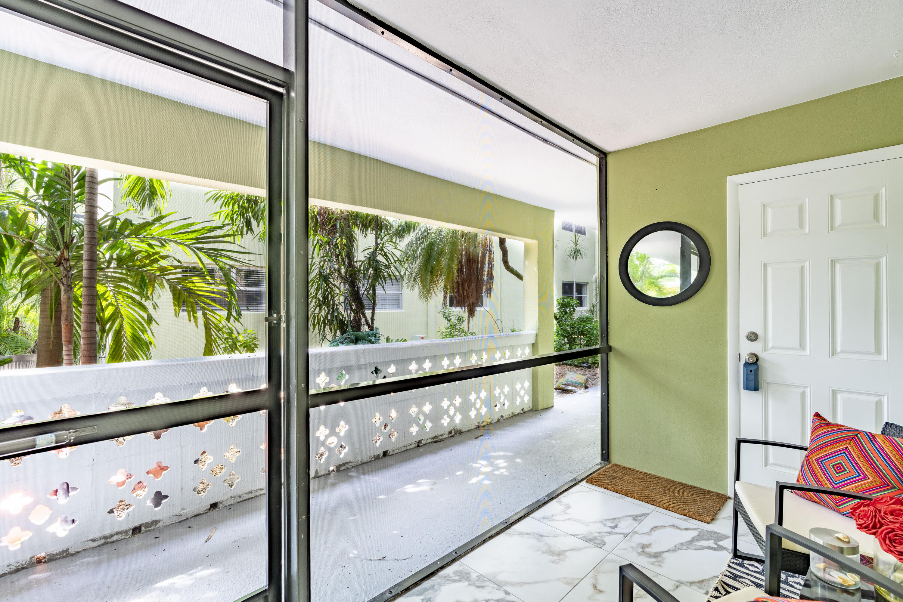 En Venta 1425 Arthur Street 111B, Hollywood, FL 33020, Hollywood, FL 33020
