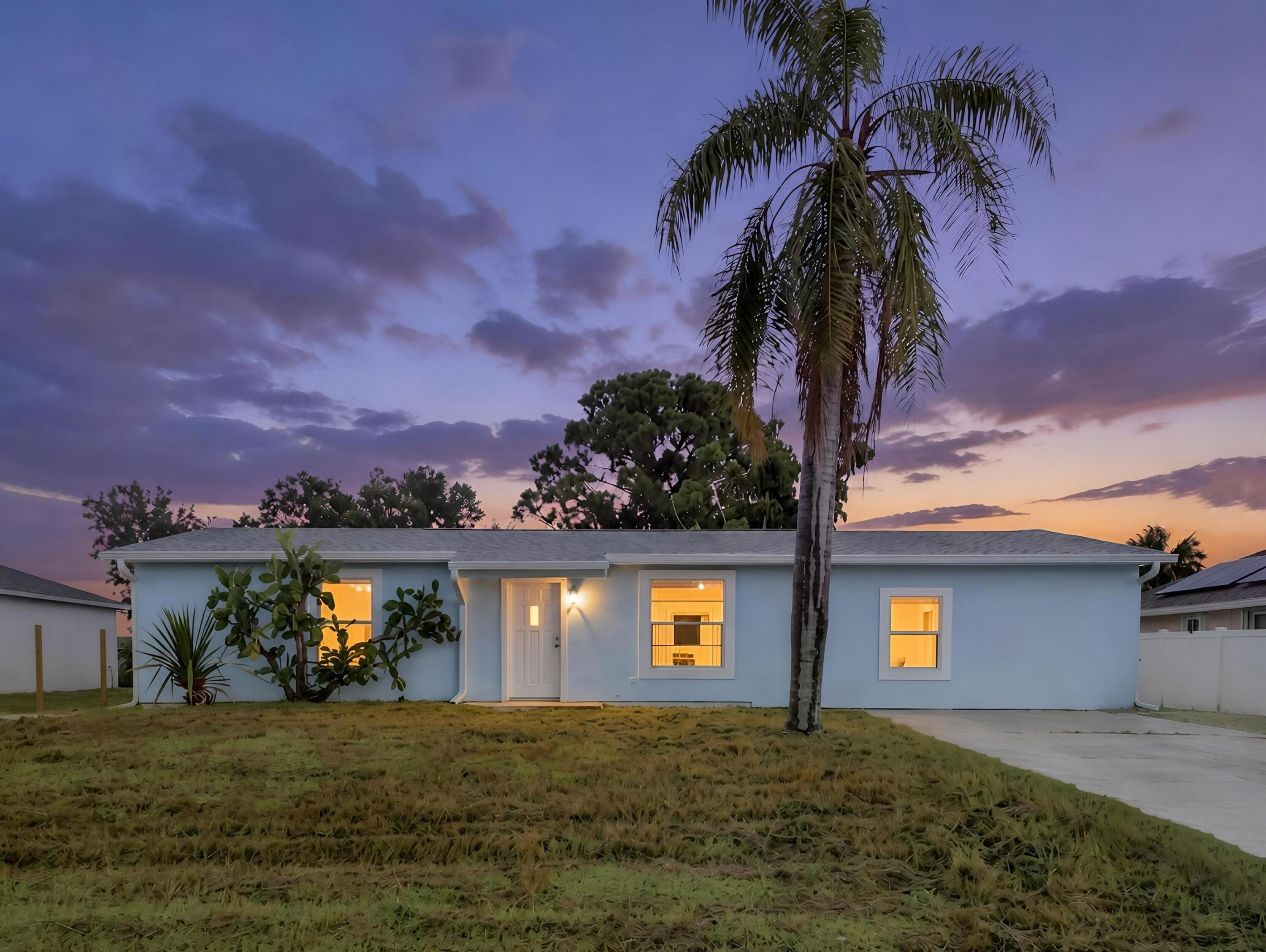 En Venta 711 NW RIVERSIDE Drive, Port St. Lucie, FL 34983, Port St. Lucie, FL 34983