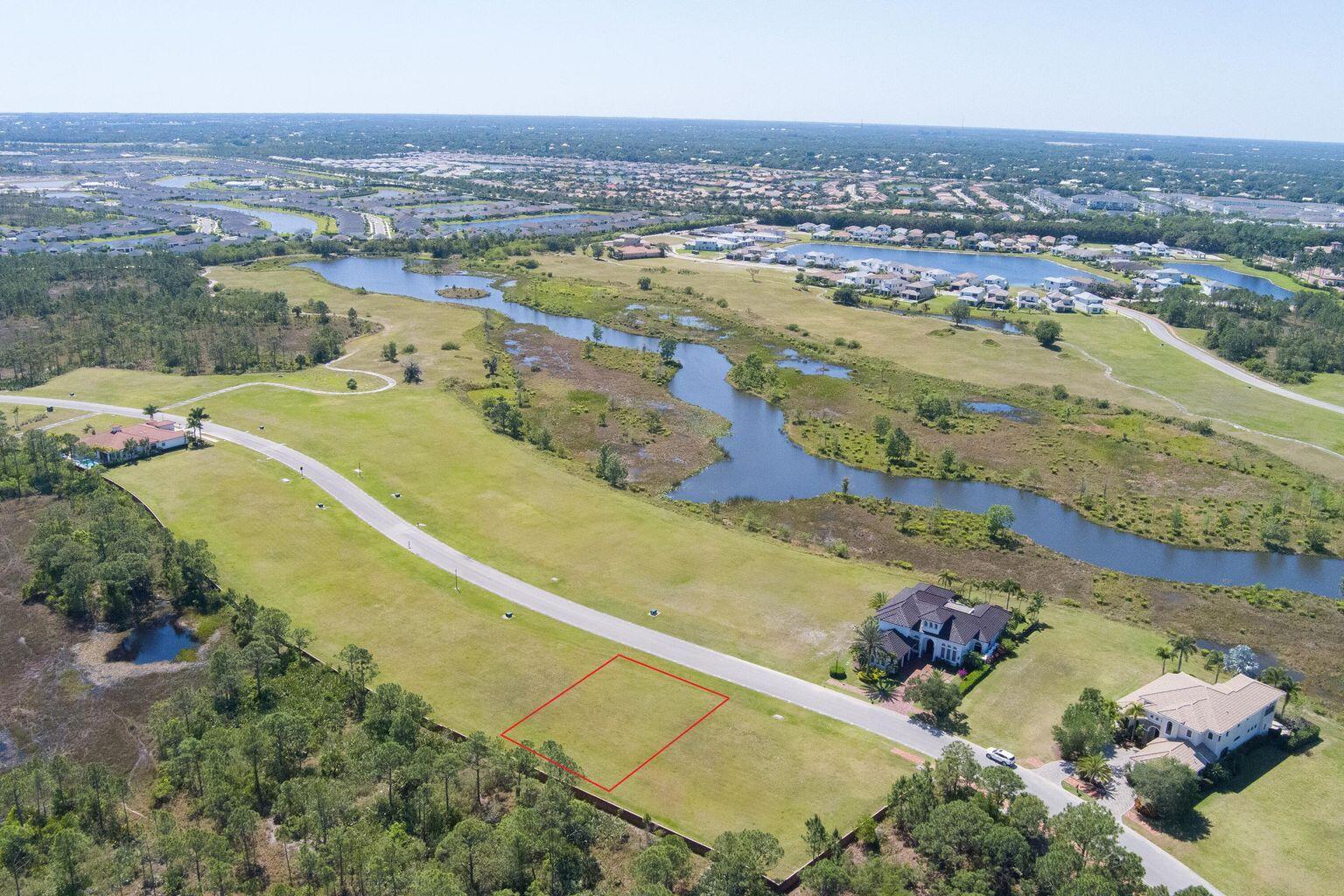 En Venta 137 SE TRAMONTO Street, Port St. Lucie, FL 34984, Port St. Lucie, FL 34984
