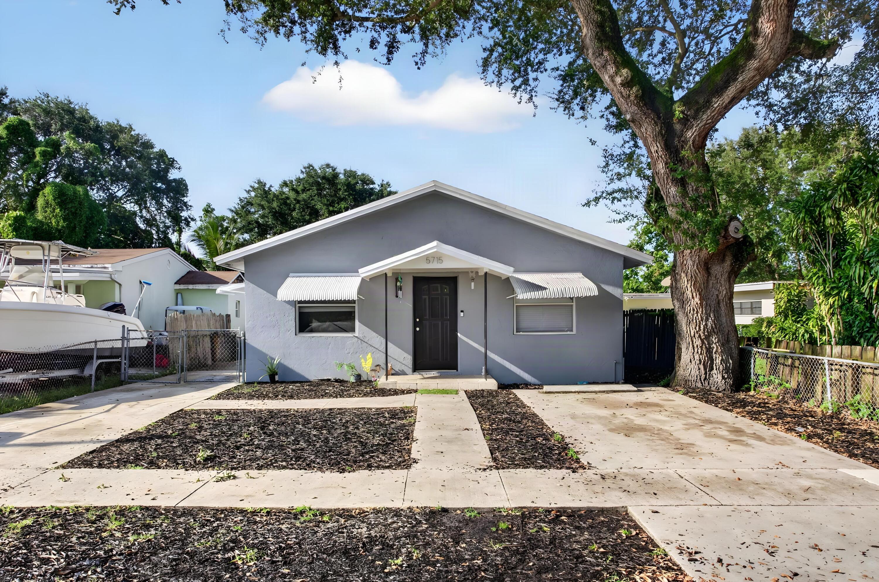 En Venta 5715 GARFIELD Street, Hollywood, FL 33021, Hollywood, FL 33021