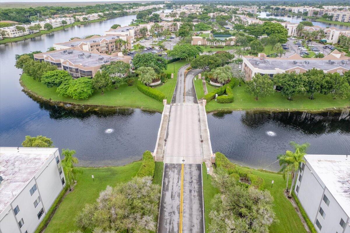 CROSS THE BRIDGE TO THE PRIVATE ISLAND OF FAIRFAX