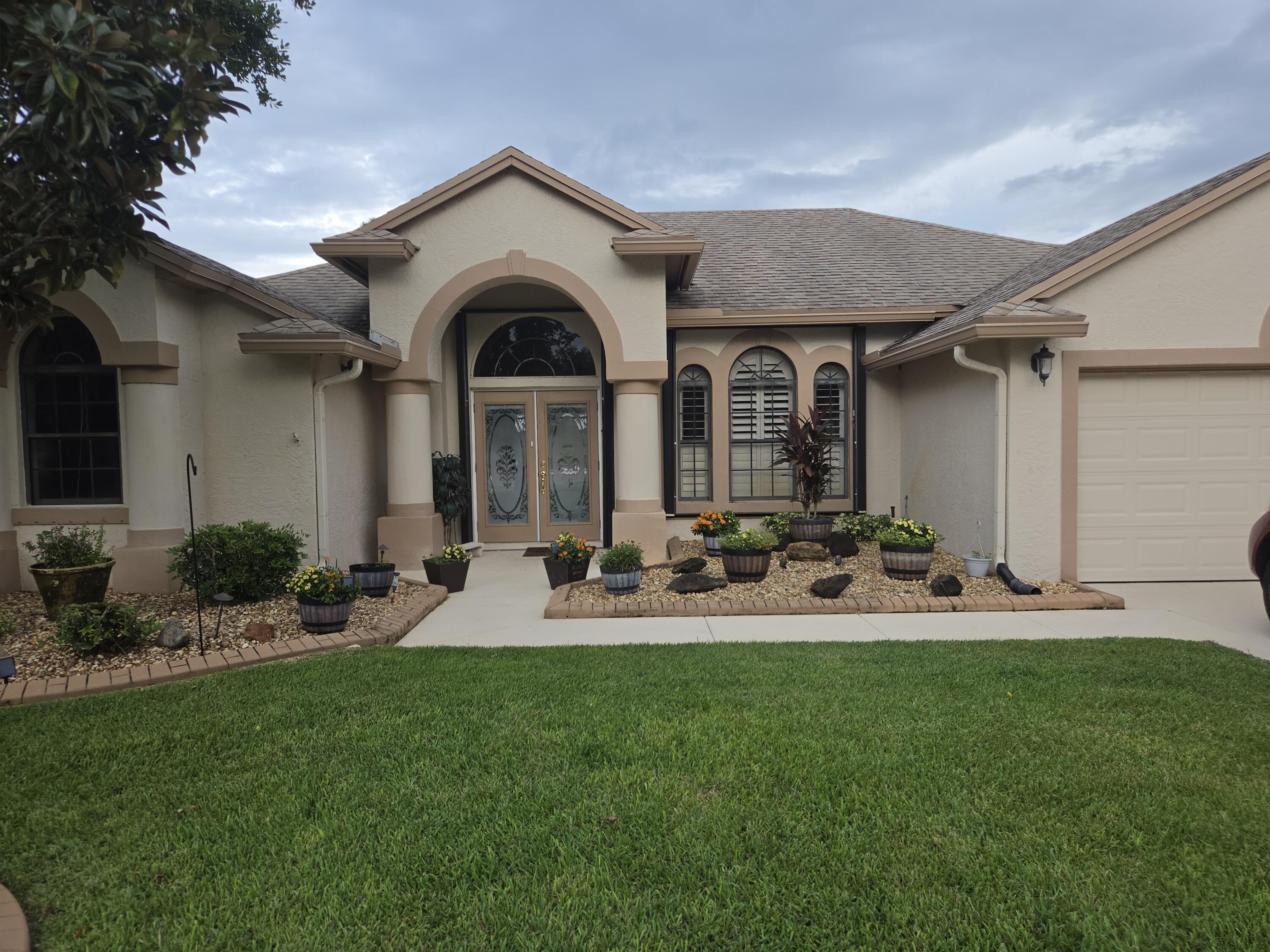 En Venta 238 SW FERNLEAF Trail, Port St. Lucie, FL 34953, Port St. Lucie, FL 34953