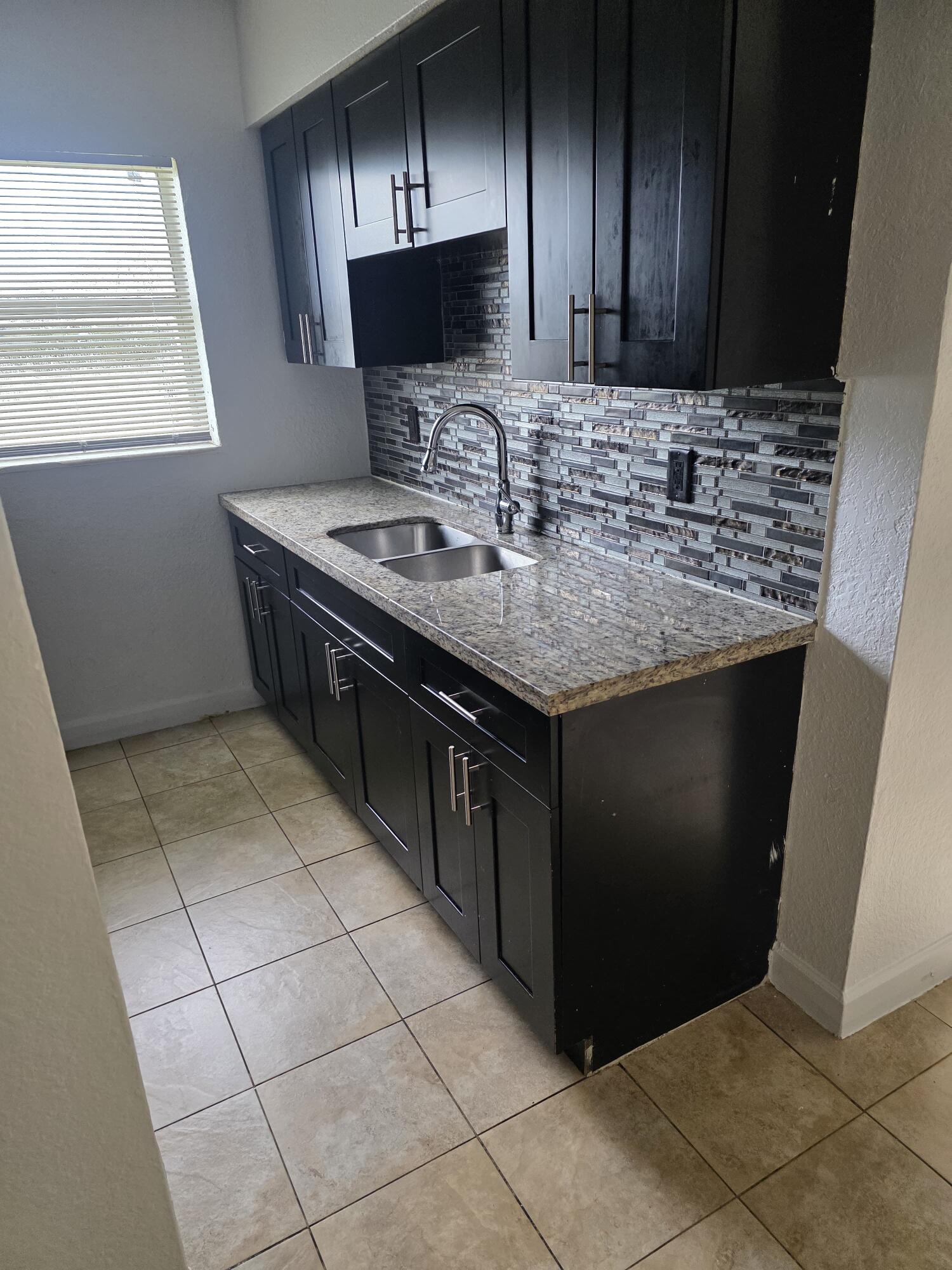 En Renta 3941 NW 30TH Terrace NW 2, Lauderdale Lakes, FL 33309, Lauderdale Lakes, FL 33309