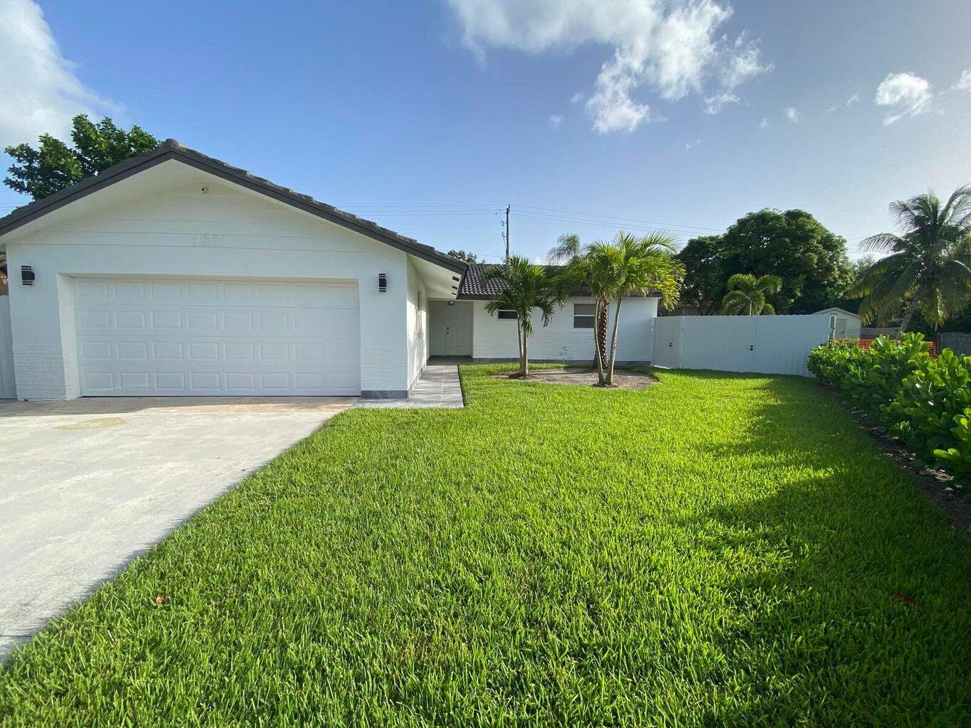 En Venta 1831 EAST Court, Lake Clarke Shores, FL 33406, Lake Clarke Shores, FL 33406