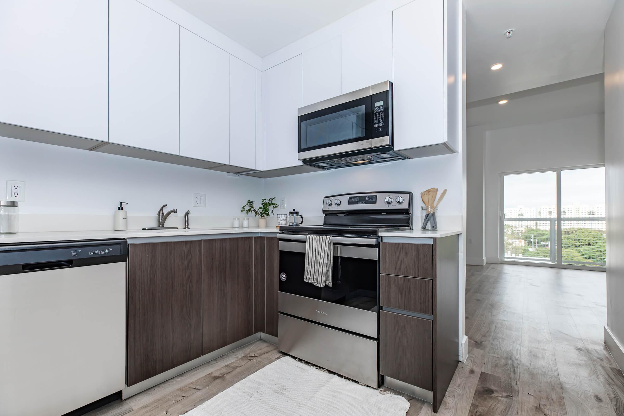 En Renta 39 NW 7th Avenue #402, Miami, FL 33128, Miami, FL 33128