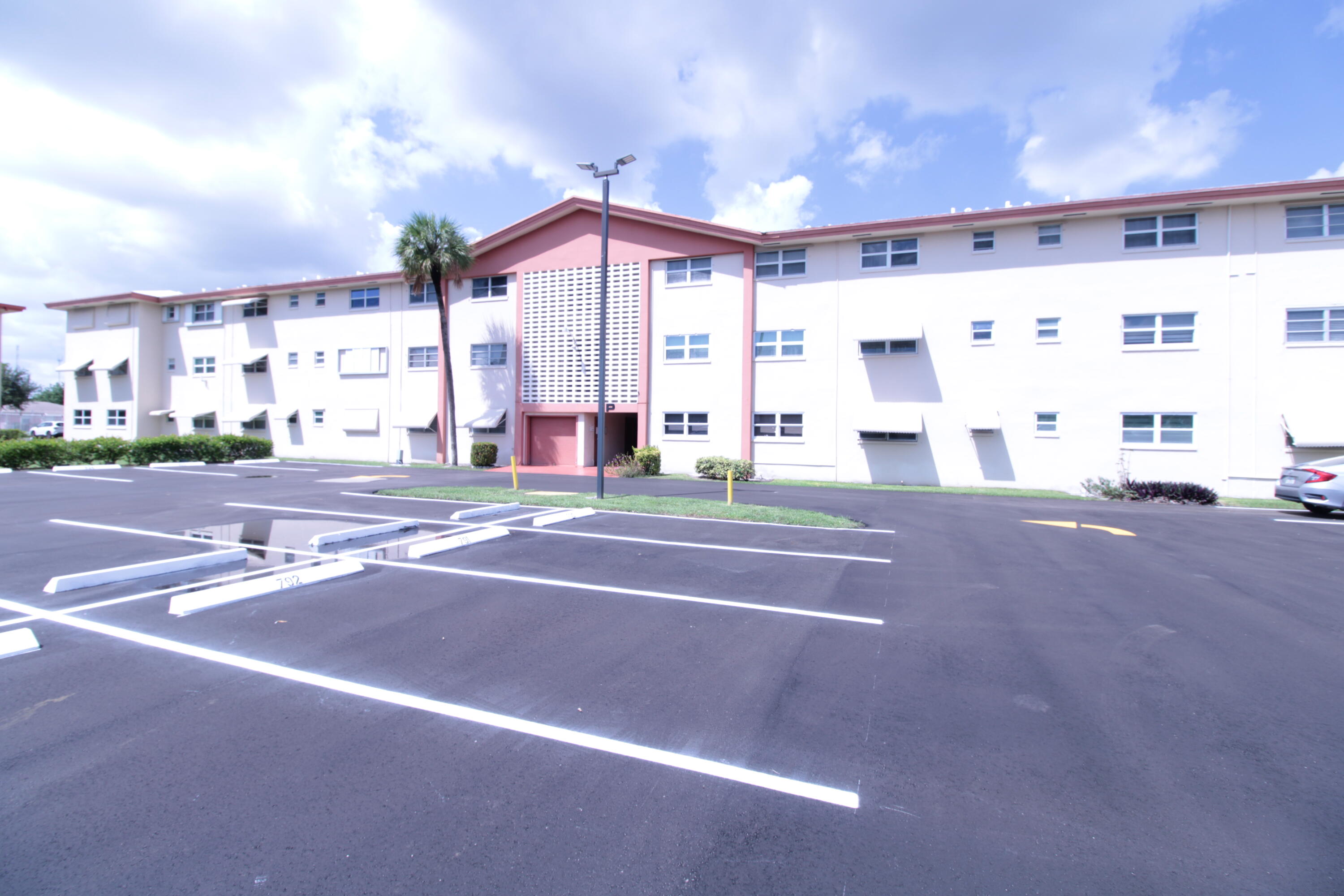 En Venta 5300 WASHINGTON Street P236, Hollywood, FL 33021, Hollywood, FL 33021