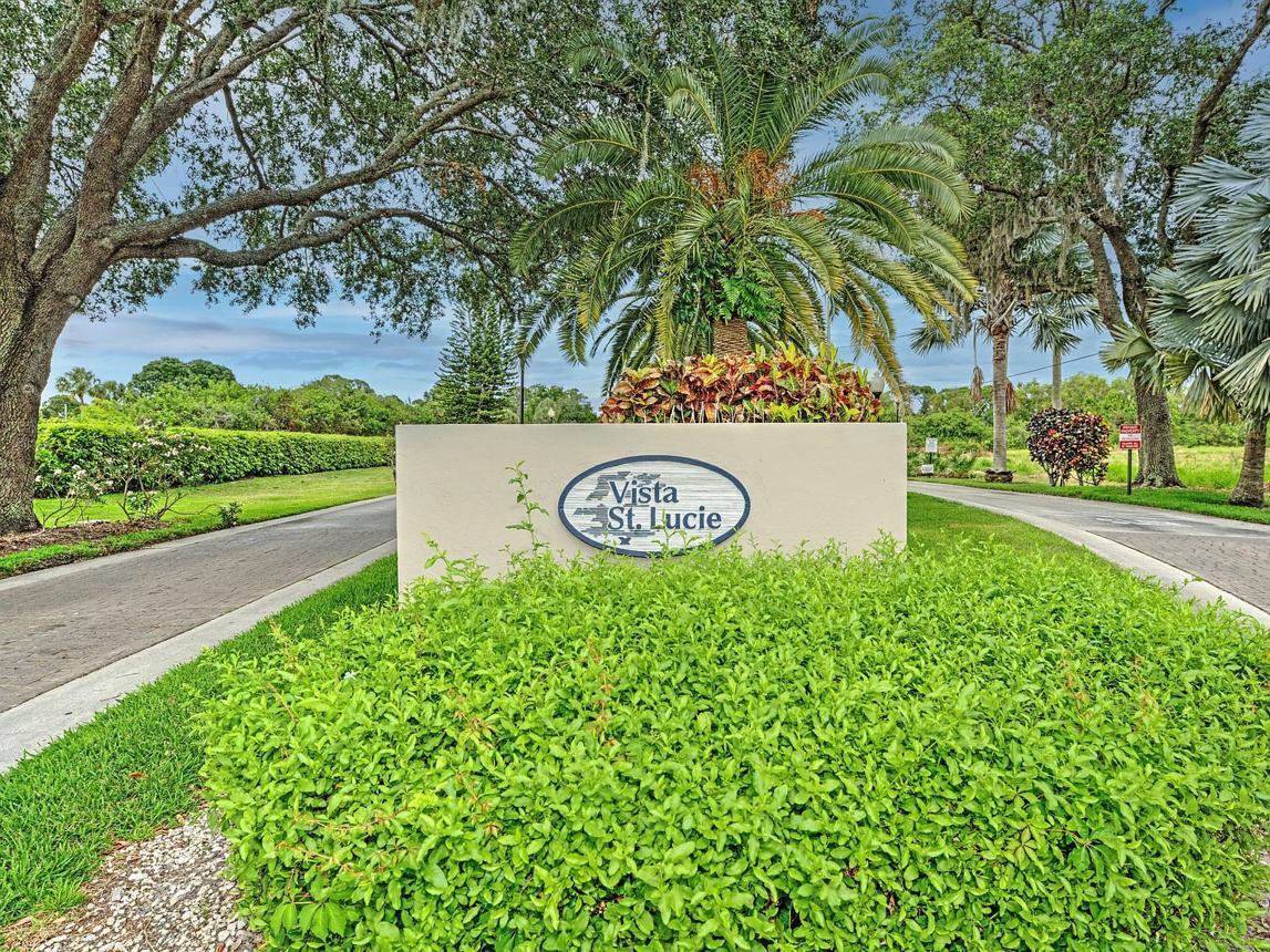 En Venta 10 LAKE VISTA Trail 206, Port St. Lucie, FL 34952, Port St. Lucie, FL 34952