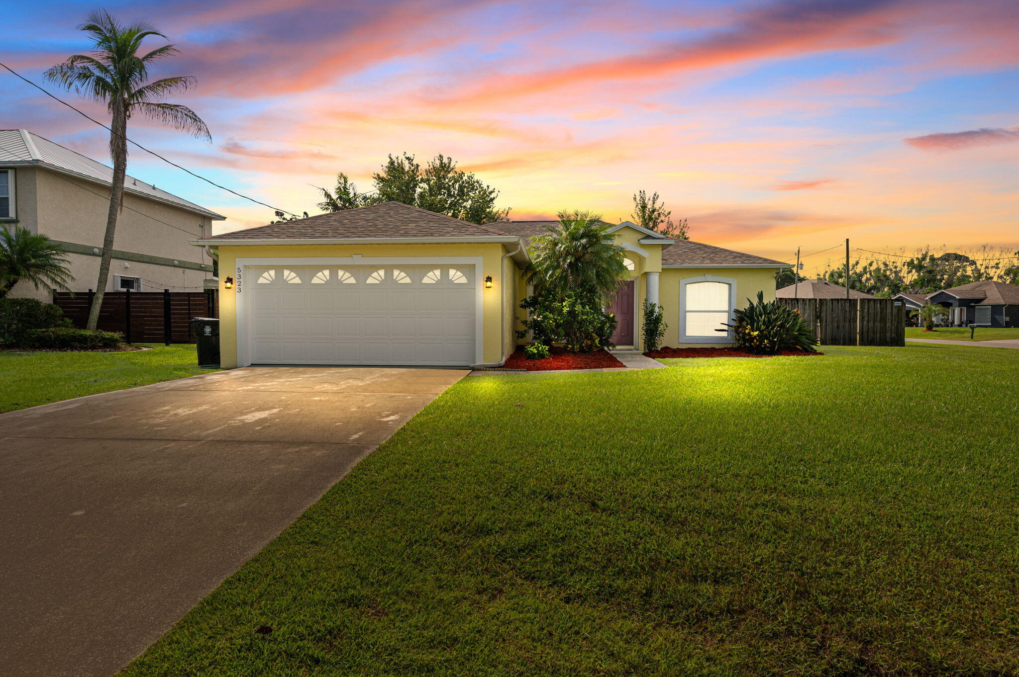 En Venta 5323 NW Perez Court, Port St. Lucie, FL 34983, Port St. Lucie, FL 34983